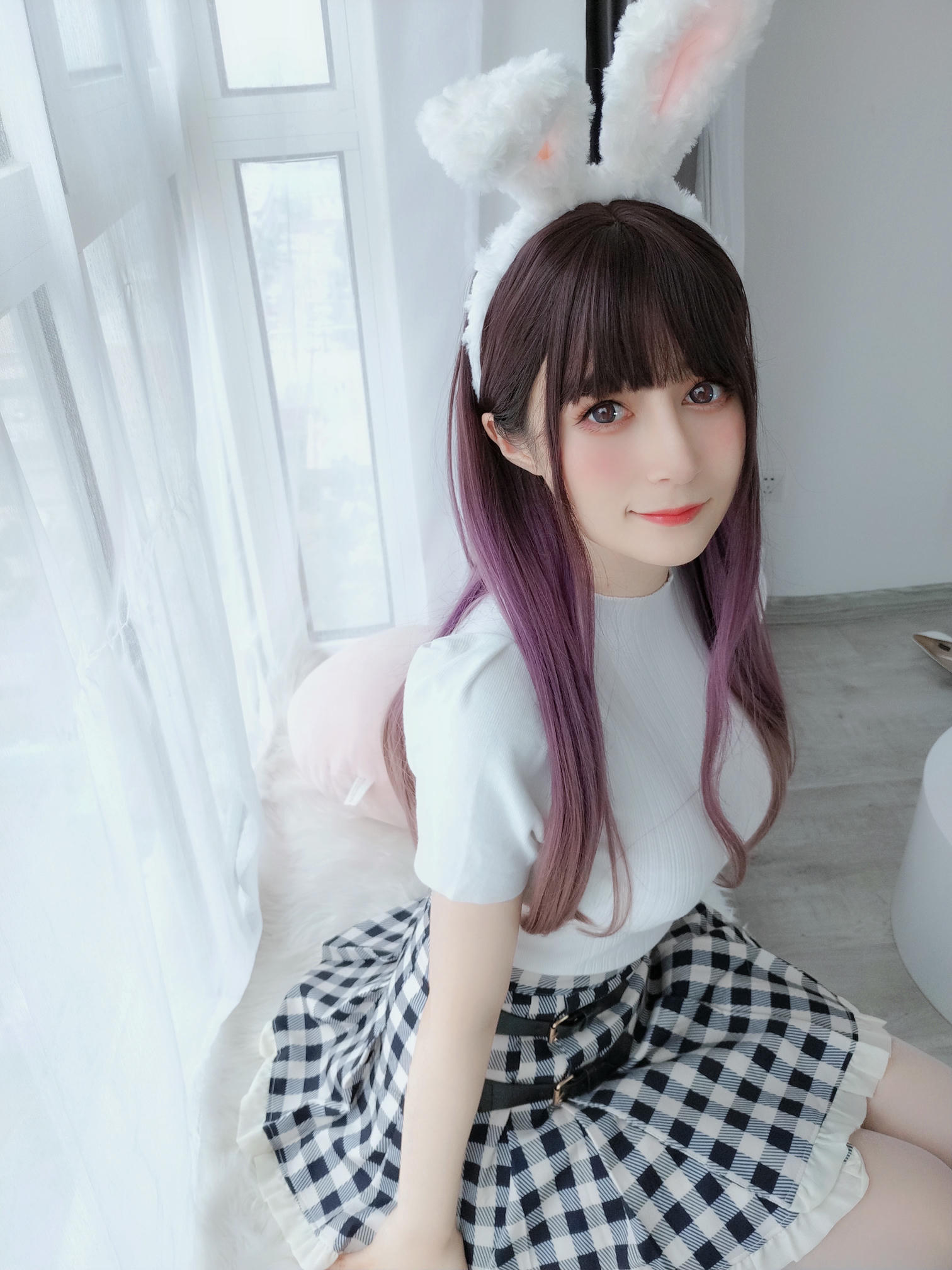 白银81 NO.101 白丝兔女郎[168P+7V／1.19GB]_第1集