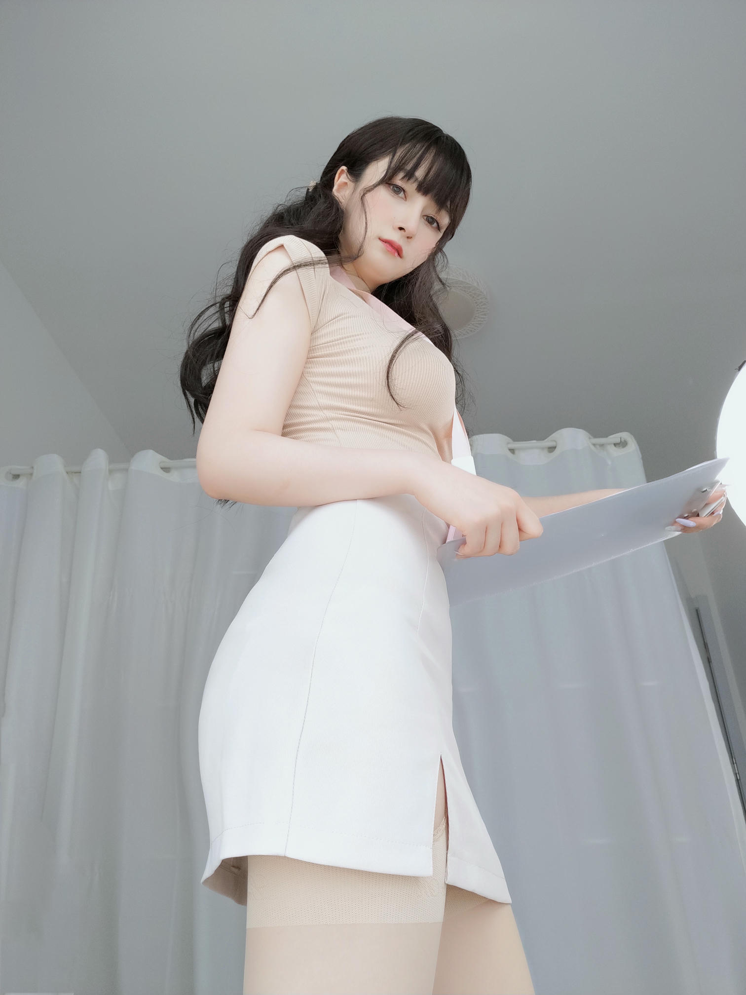 白银81 NO.109 - 仕事中の後輩[22P+3V／184MB]_第1集
