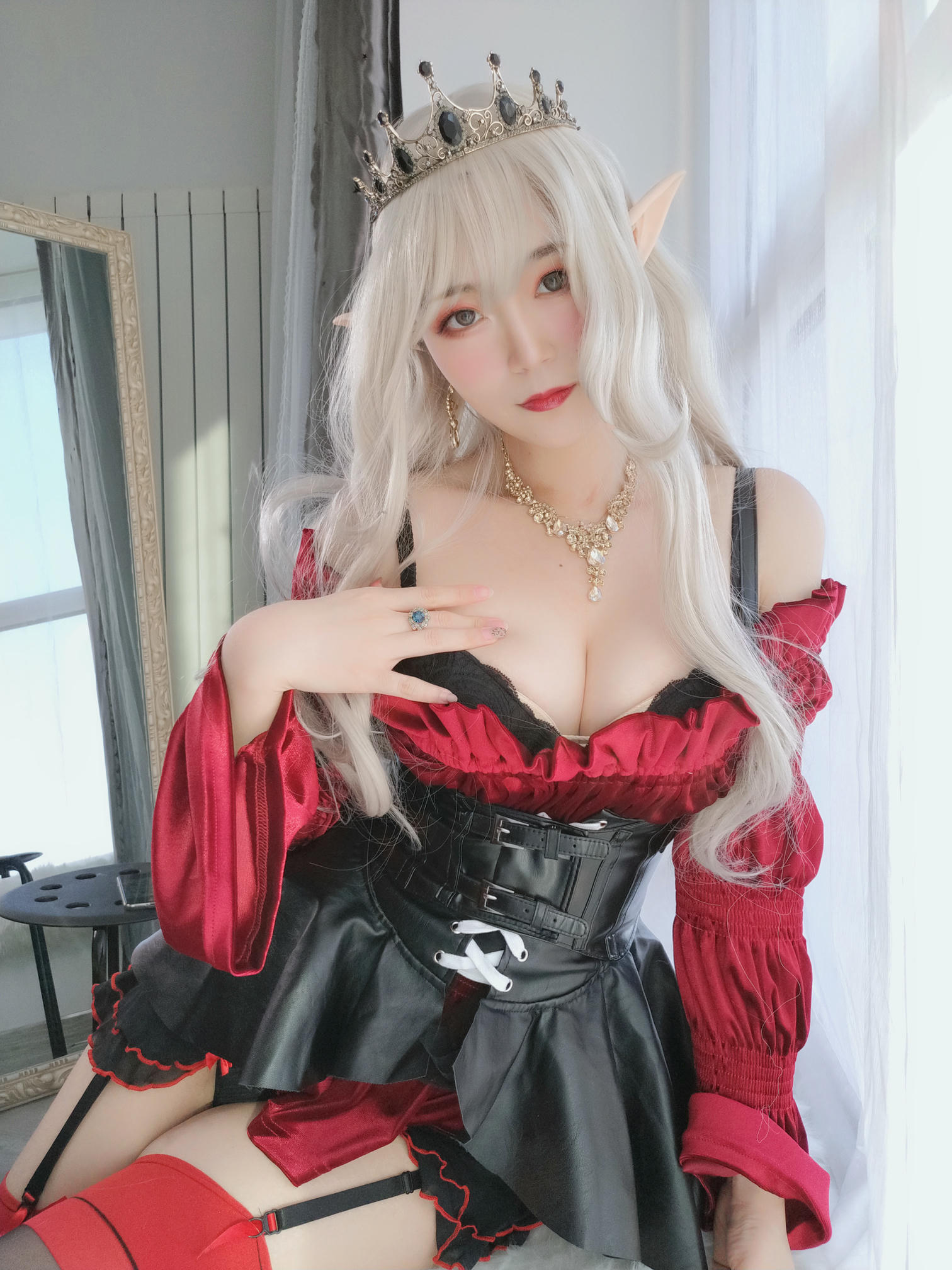 白银81 NO.019 皇家吸血鬼 [50P8V-543MB]_第1集