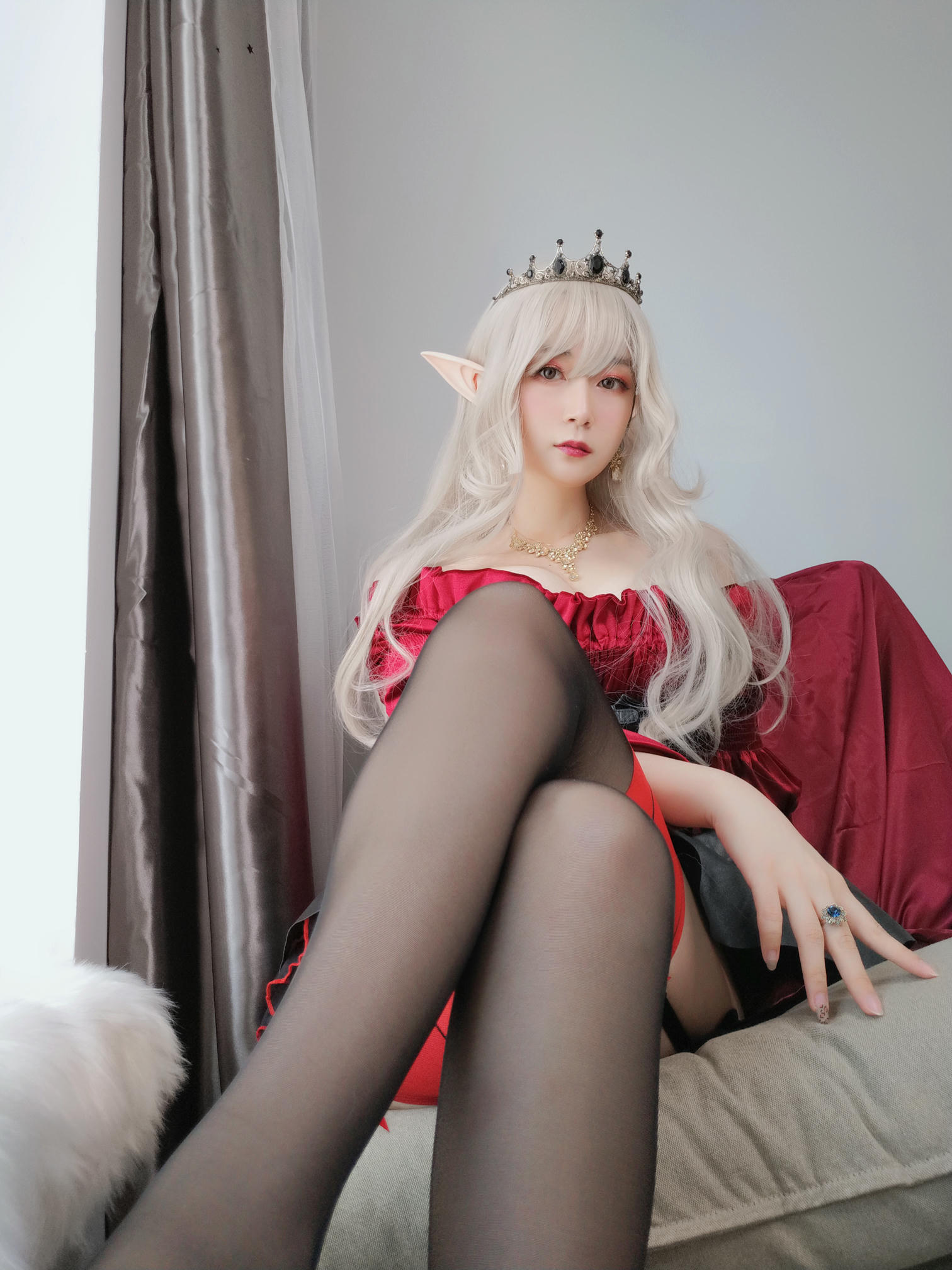 白银81 NO.019 皇家吸血鬼 [50P8V-543MB]_第2集