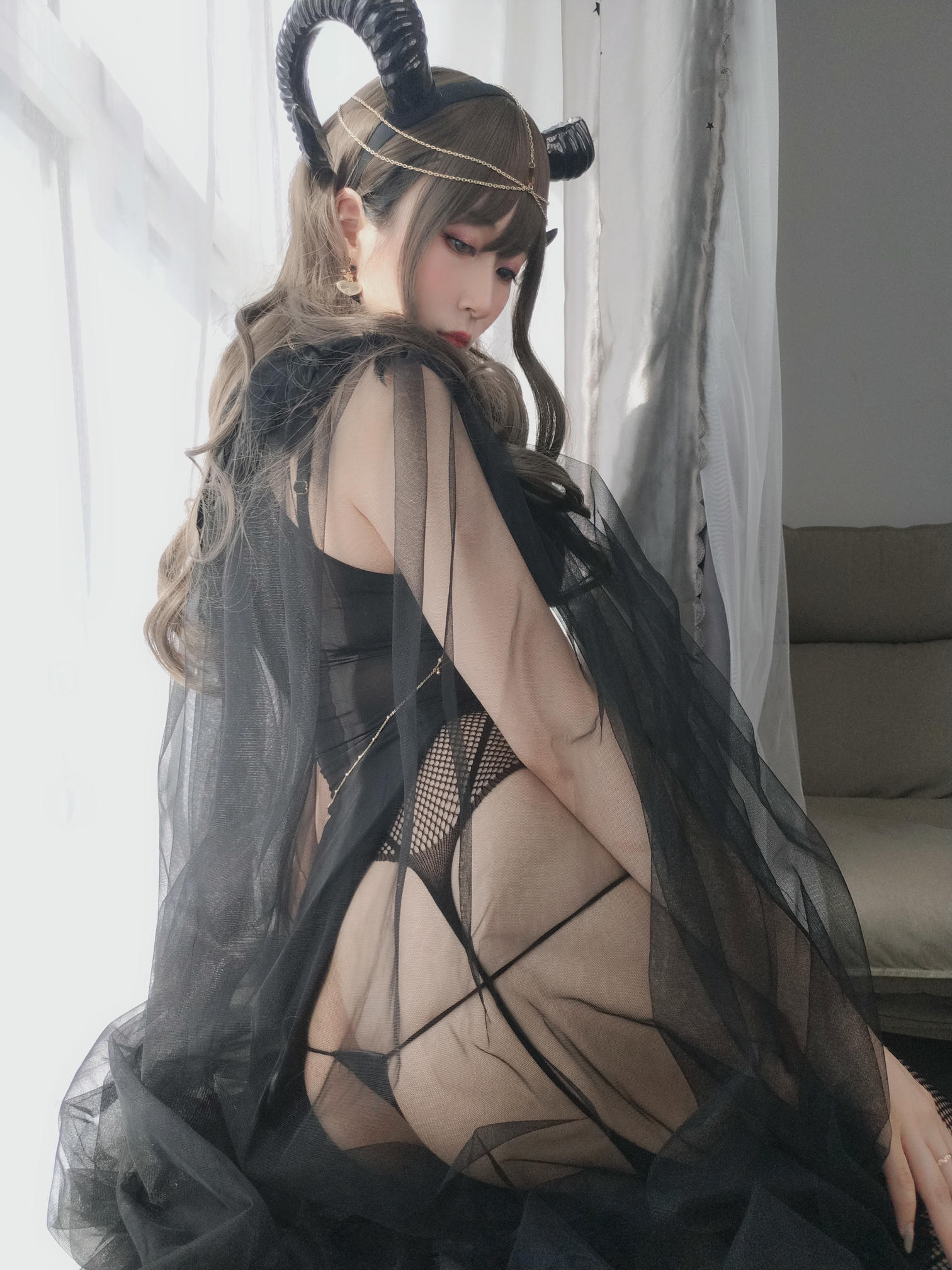 白银81 NO.020 黑山魅魔 [50P1V-397MB]_第3集