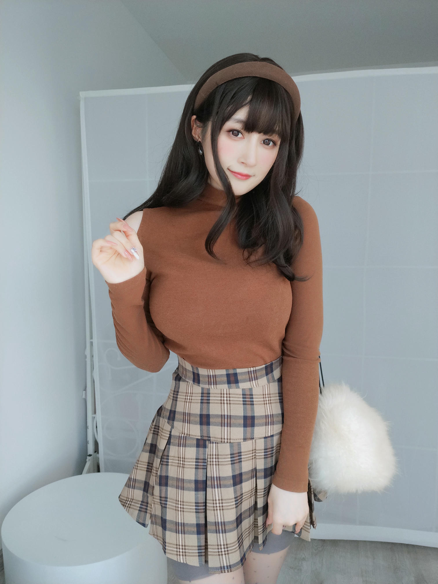 白银81 NO.111 2022年03月会员合集 (全19期) [281P6V-925MB]-2022-03-11 冬天的便服_第1集