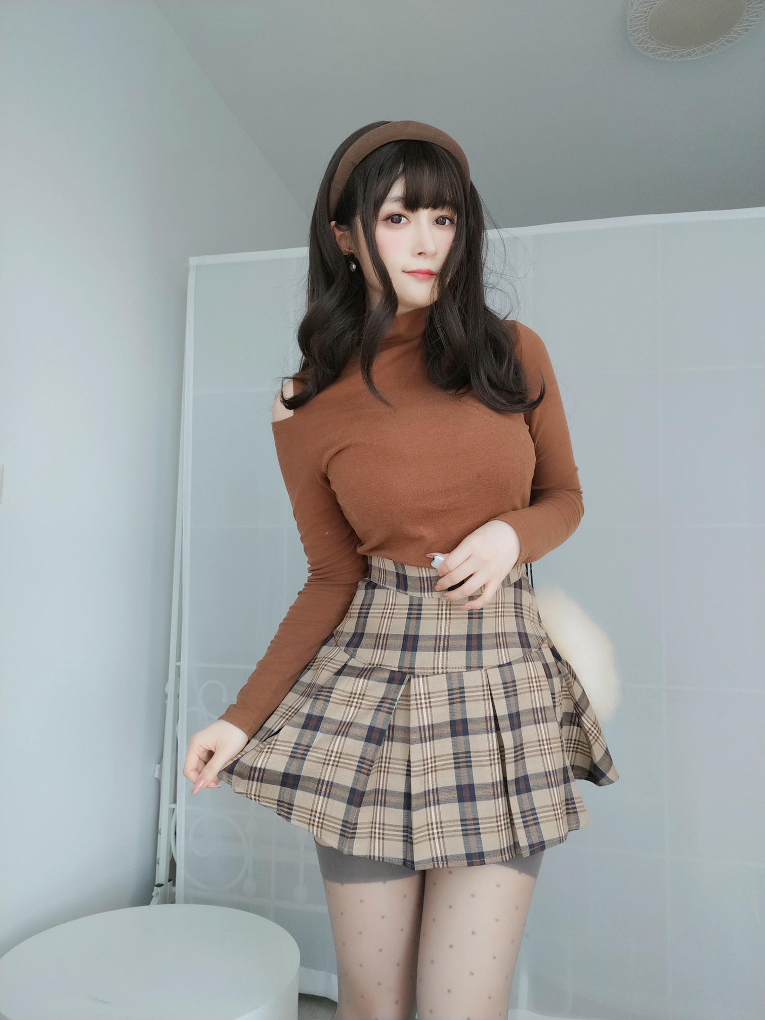 白银81 NO.111 2022年03月会员合集 (全19期) [281P6V-925MB]-2022-03-11 冬天的便服_第1集