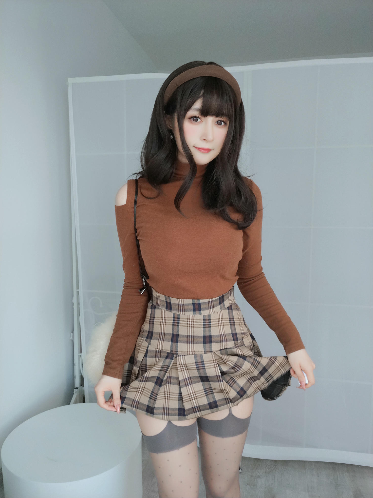白银81 NO.111 2022年03月会员合集 (全19期) [281P6V-925MB]-2022-03-12 冬天的便服 2_第1集