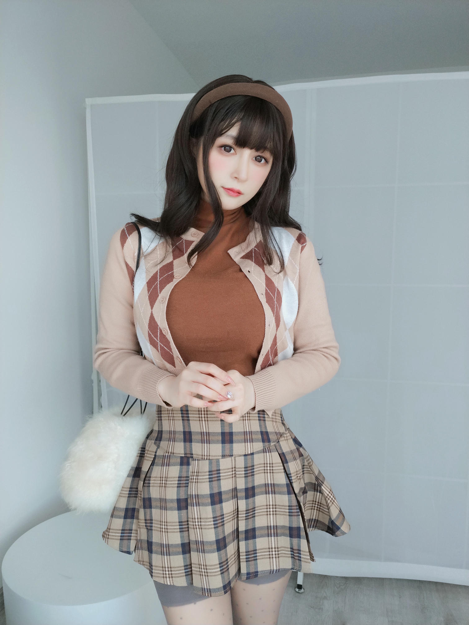 白银81 NO.111 2022年03月会员合集 (全19期) [281P6V-925MB]-2022-03-12 冬天的便服 2_第1集