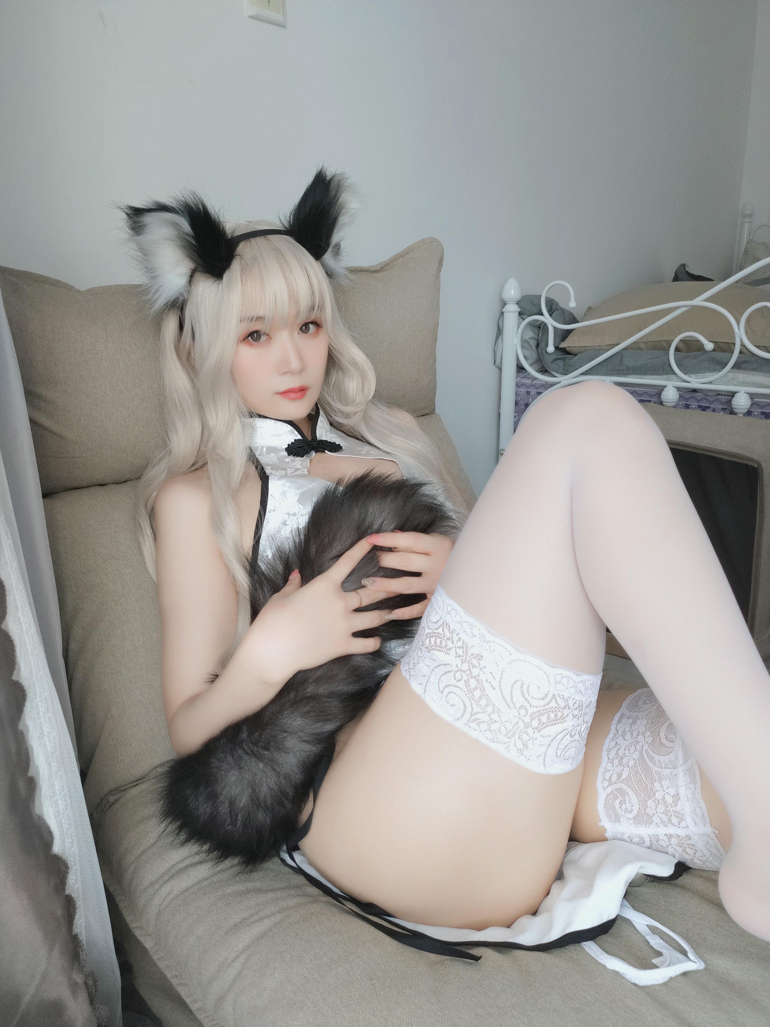 白银81 NO.022 小白狼 [49P3V-180MB]_第2集