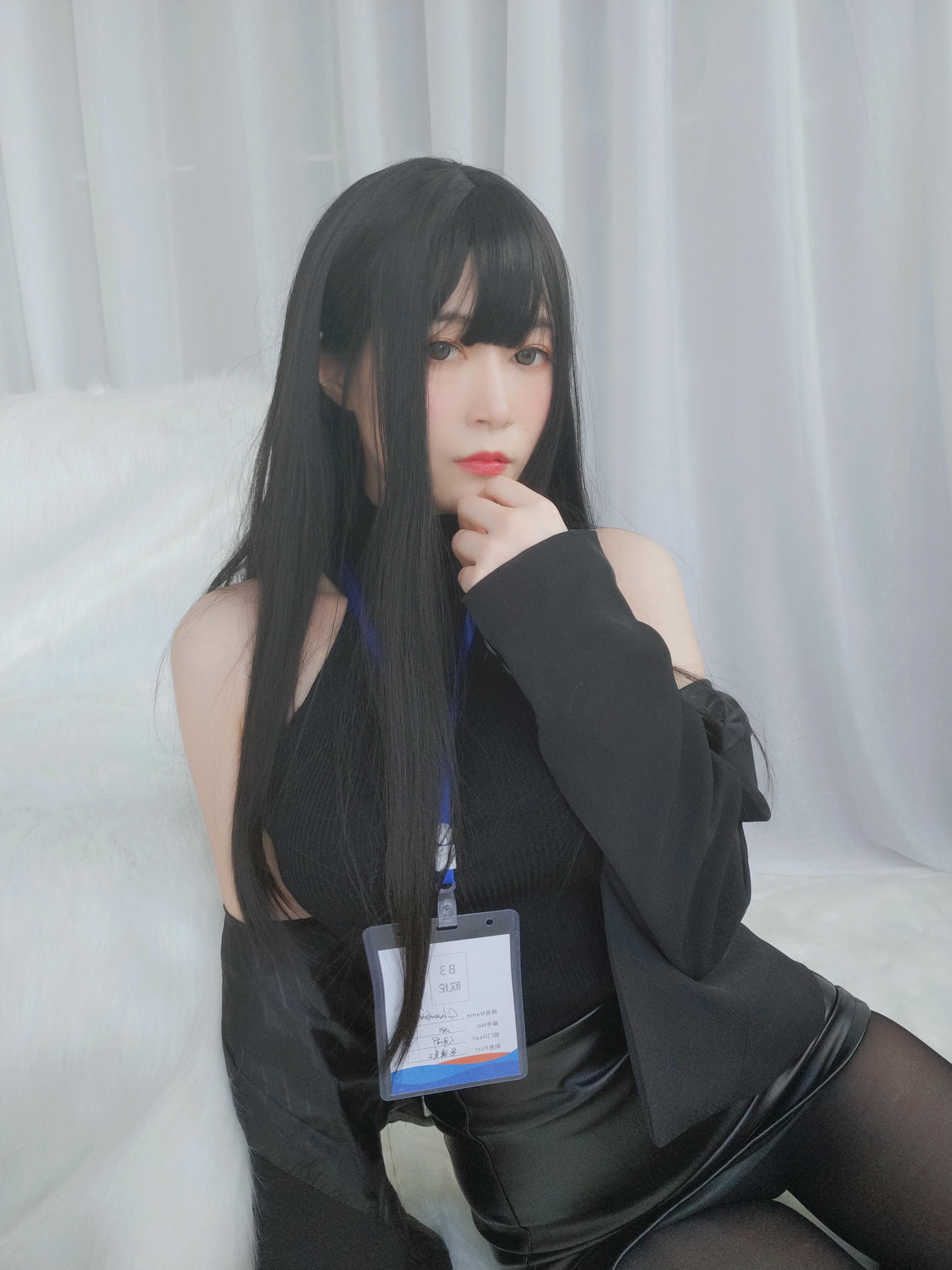 白银81 NO.024 职场新人 [118P7V-642MB]_第1集