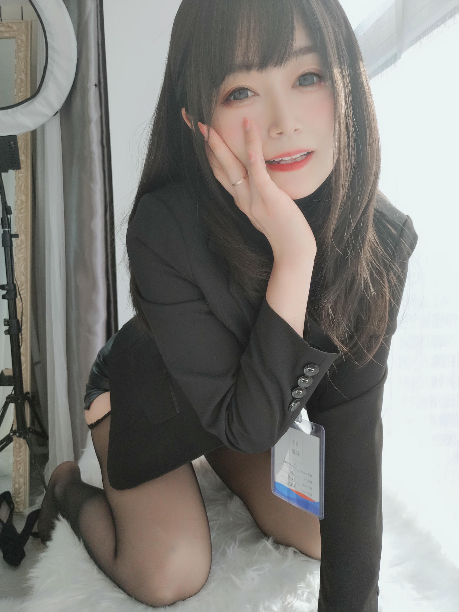 白银81 NO.024 职场新人 [118P7V-642MB]_第2集