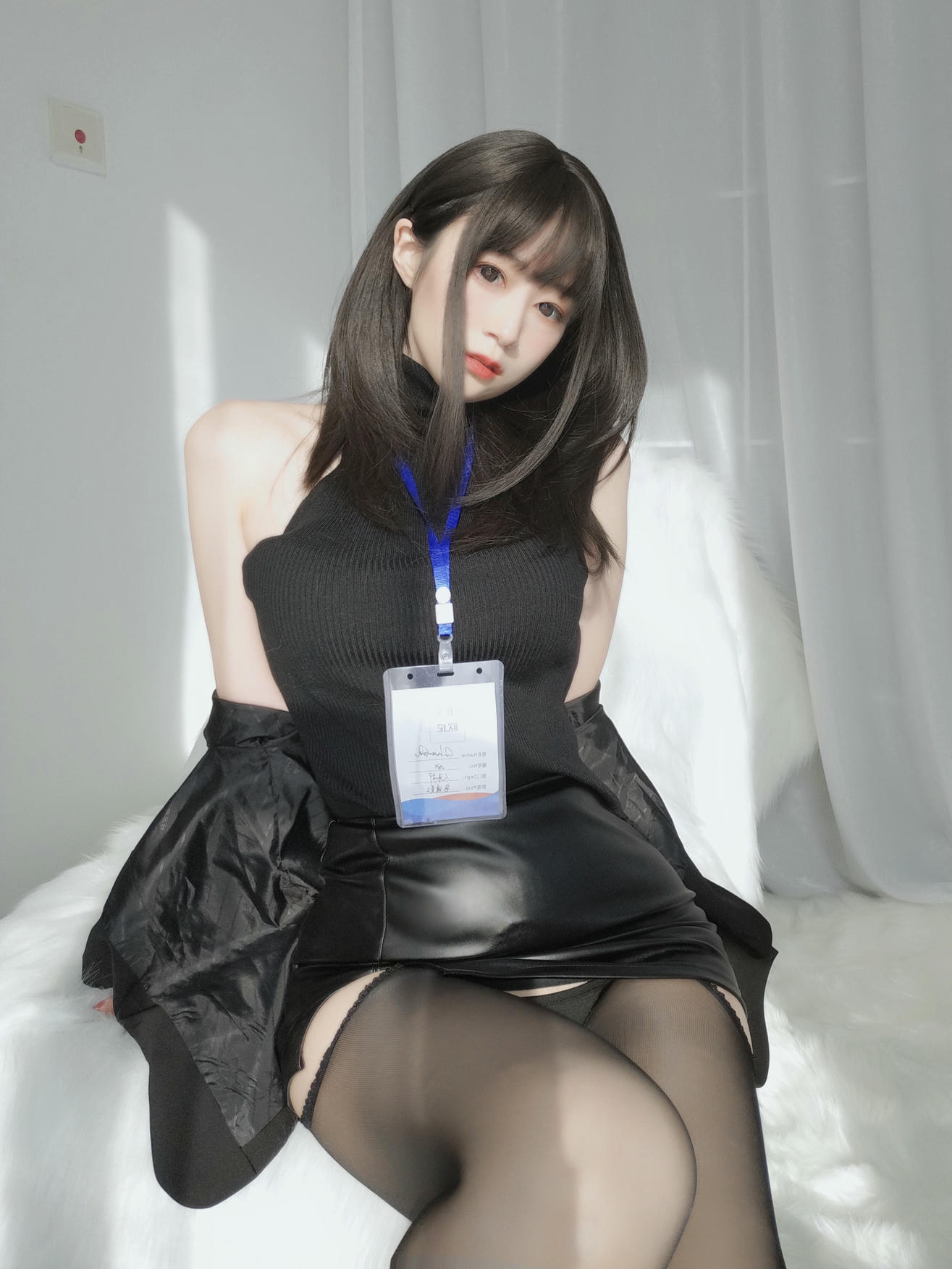 白银81 NO.024 职场新人 [118P7V-642MB]_第3集