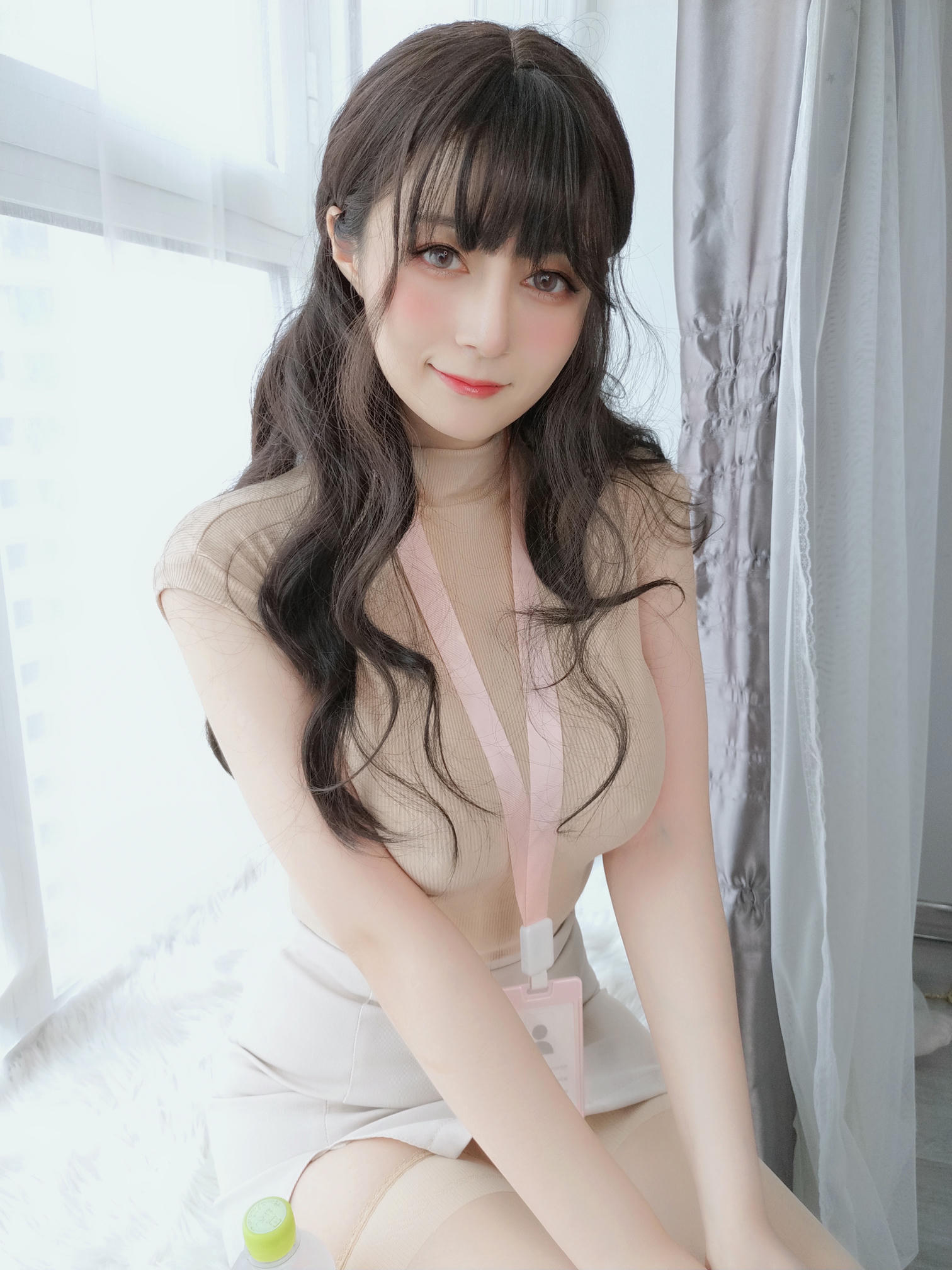 白银81 NO.118 水を飲みますか、先輩[22P+3V／214MB]_第1集