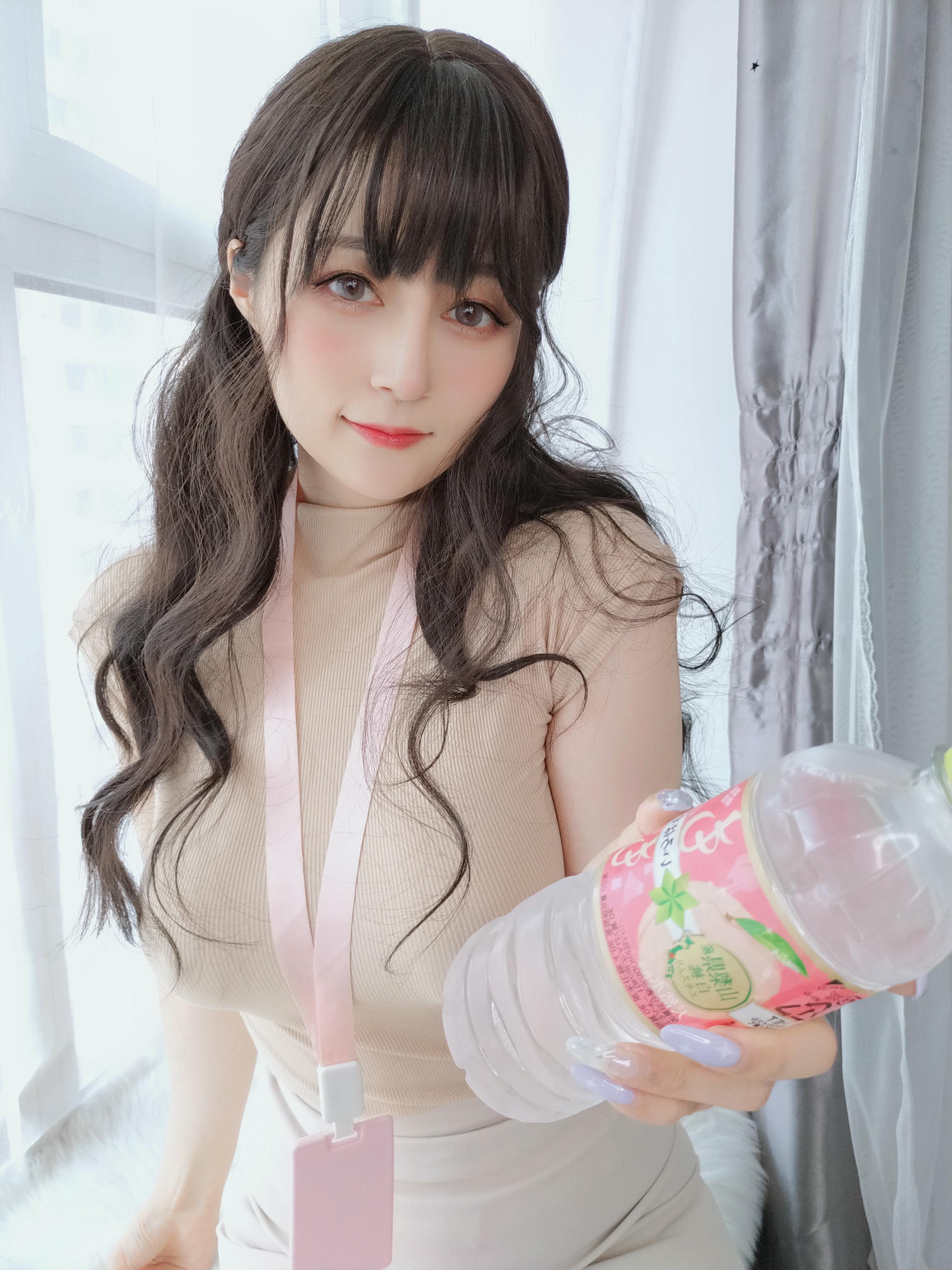 白银81 NO.118 水を飲みますか、先輩[22P+3V／214MB]_第1集