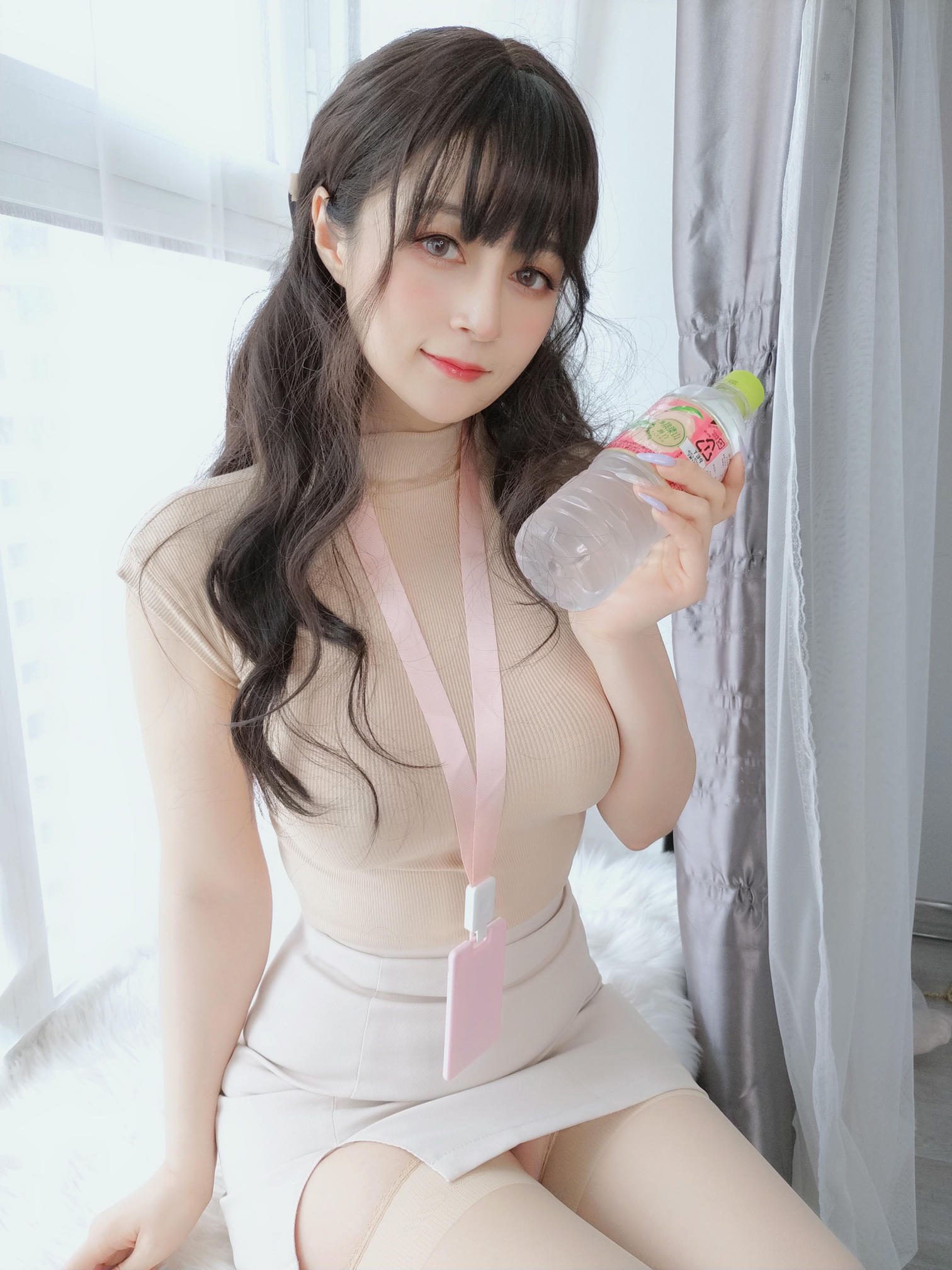 白银81 NO.118 水を飲みますか、先輩[22P+3V／214MB]_第1集