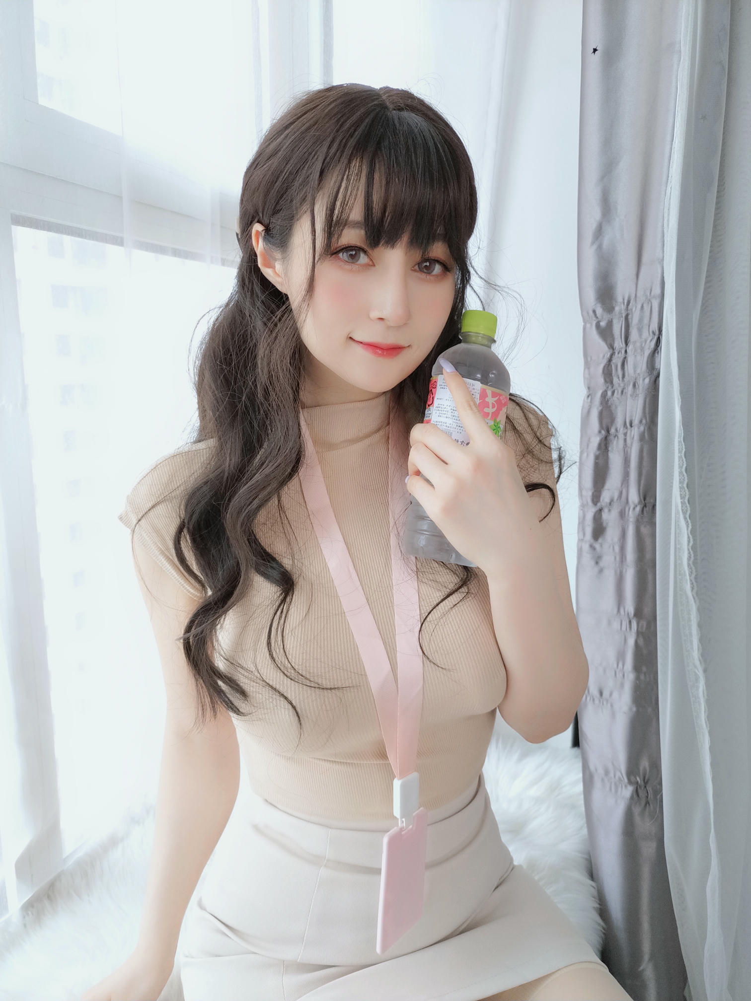 白银81 NO.118 水を飲みますか、先輩[22P+3V／214MB]_第1集