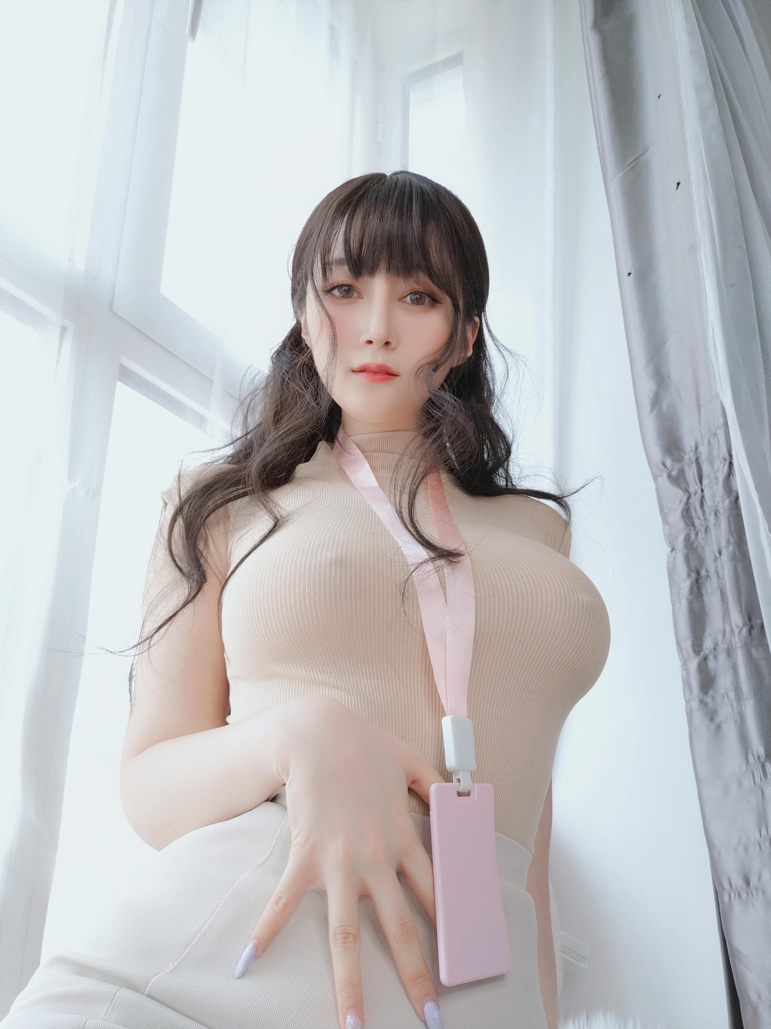 白银81 NO.118 水を飲みますか、先輩[22P+3V／214MB]_第1集