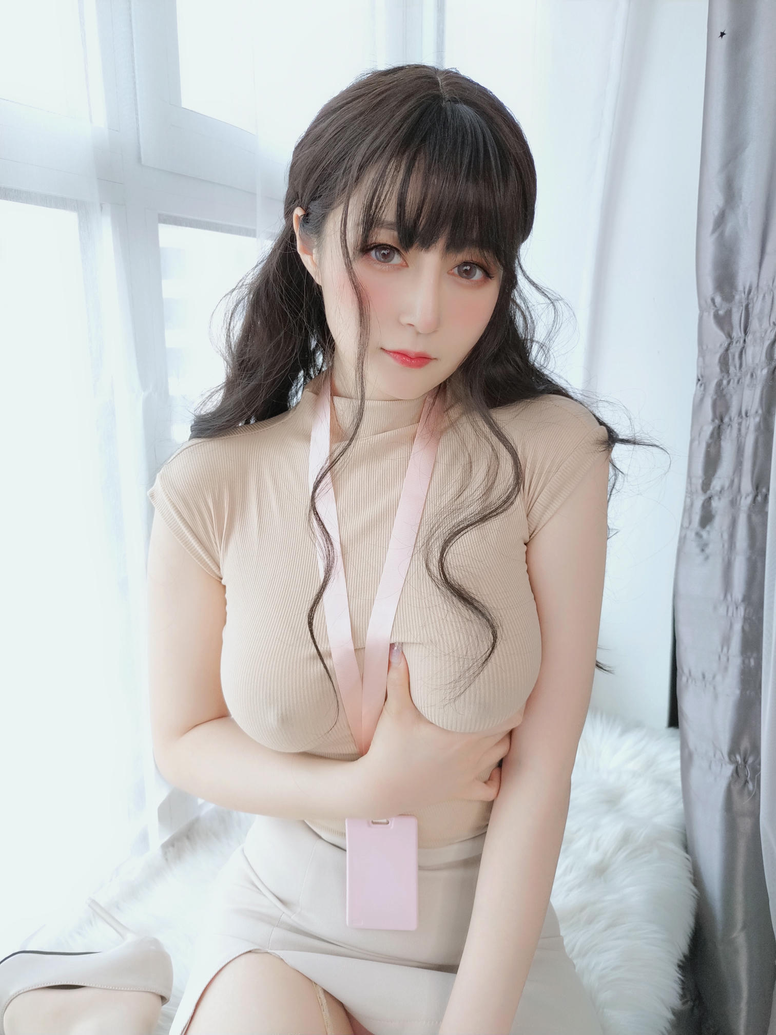 白银81 NO.118 水を飲みますか、先輩[22P+3V／214MB]_第1集