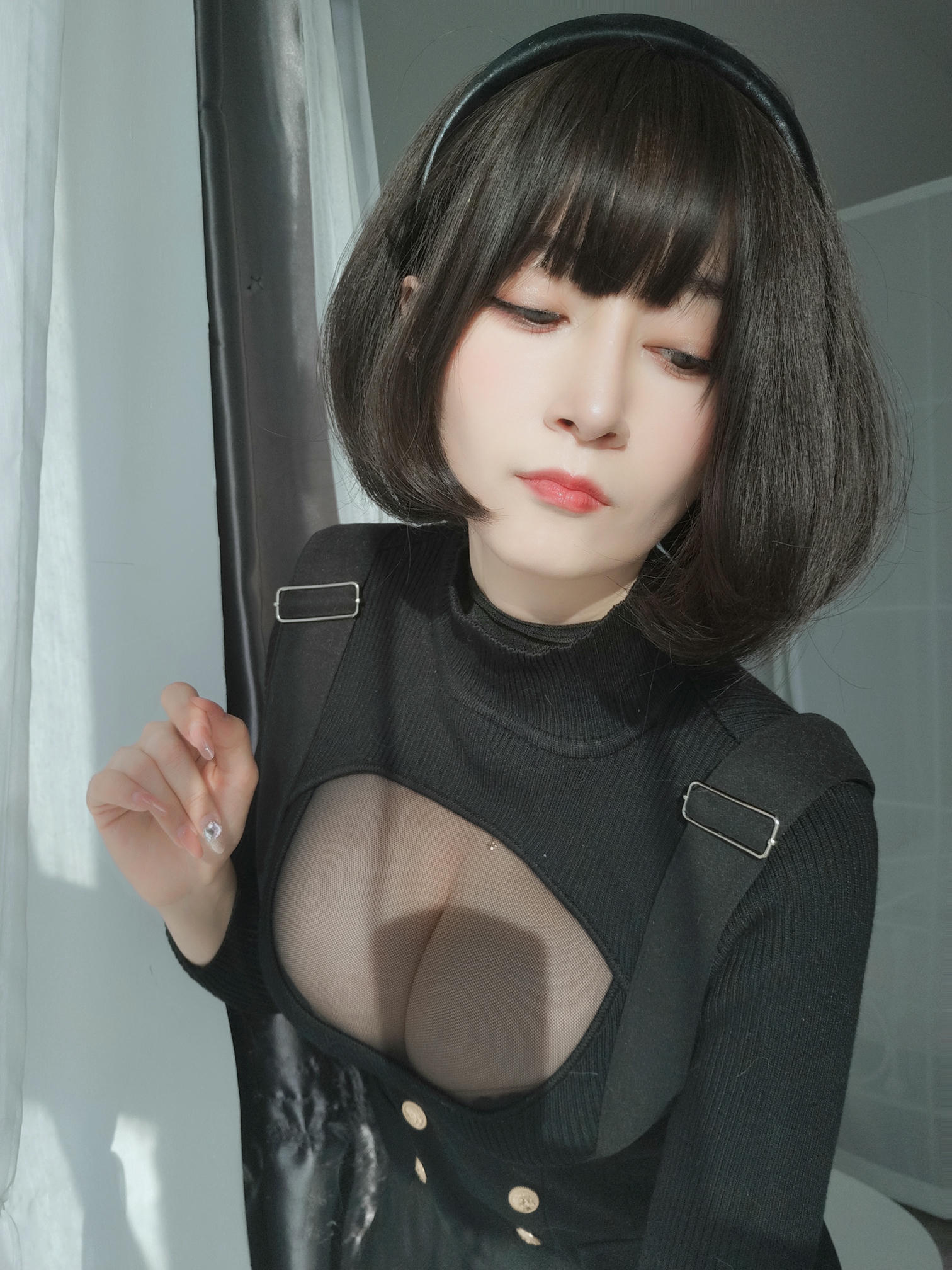 白银81 NO.119 2022年4月会员合集（24期）[386P+11V-1.29G]-2022-04-17 胸前的黑线 2 [16P-48.0MB]_第1集