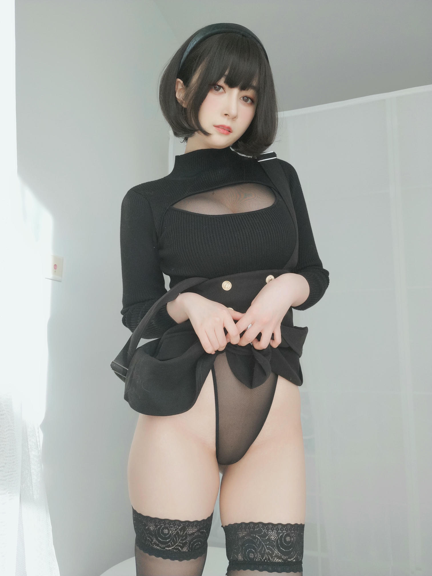 白银81 NO.119 2022年4月会员合集（24期）[386P+11V-1.29G]-2022-04-21 毛衣下的黑色透明连体衣 [28P2V-155MB]_第1集