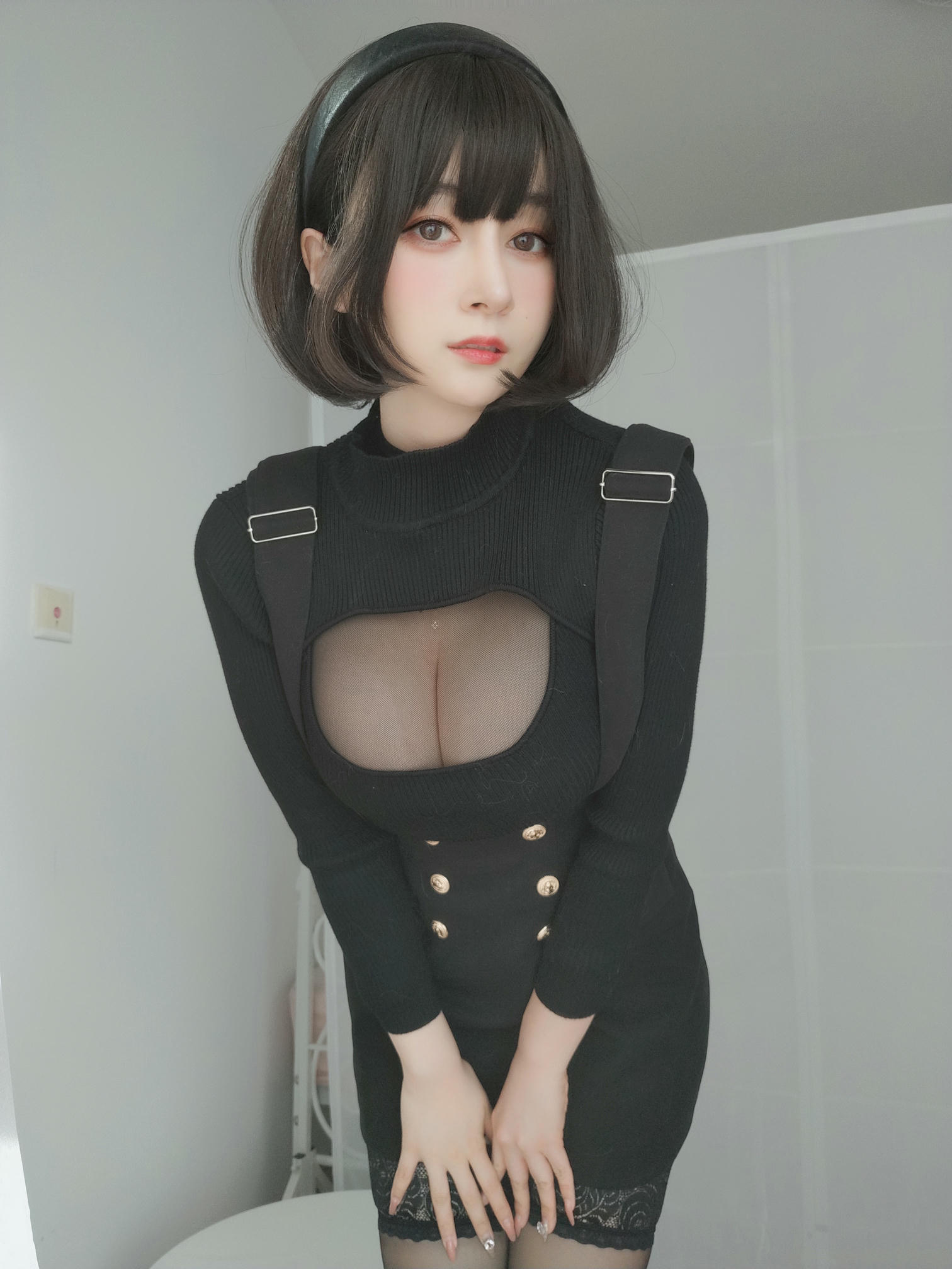白银81 NO.119 2022年4月会员合集（24期）[386P+11V-1.29G]-2022-04-21 毛衣下的黑色透明连体衣 [28P2V-155MB]_第1集
