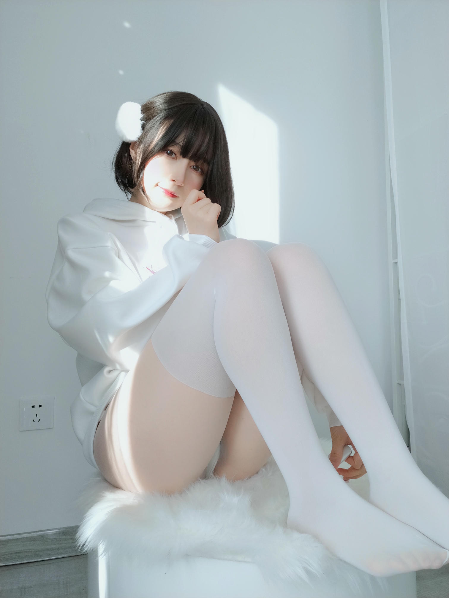白银81 NO.119 2022年4月会员合集（24期）[386P+11V-1.29G]-2022-04-24-2 妹妹和猫 [15P-36.7MB]_第1集