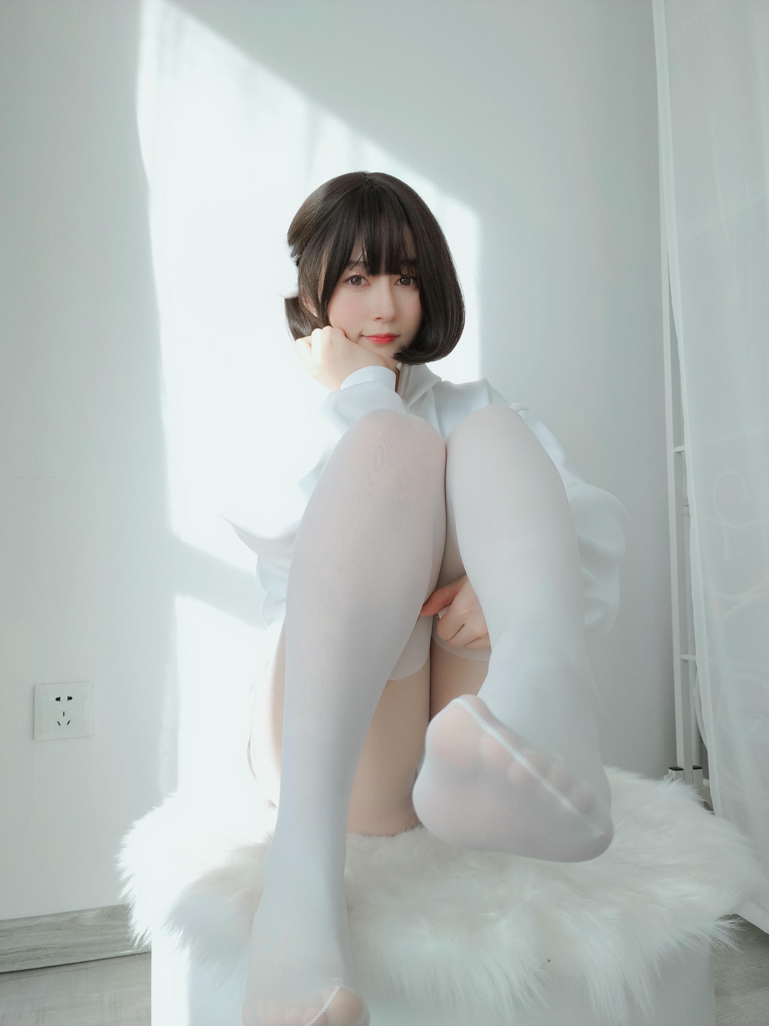 白银81 NO.119 2022年4月会员合集（24期）[386P+11V-1.29G]-2022-04-24-2 妹妹和猫 [15P-36.7MB]_第1集