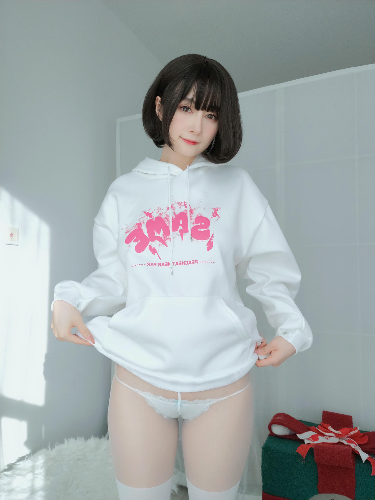 白银81 NO.119 2022年4月会员合集（24期）[386P+11V-1.29G]-2022-04-24-2 妹妹和猫 [15P-36.7MB]_第1集