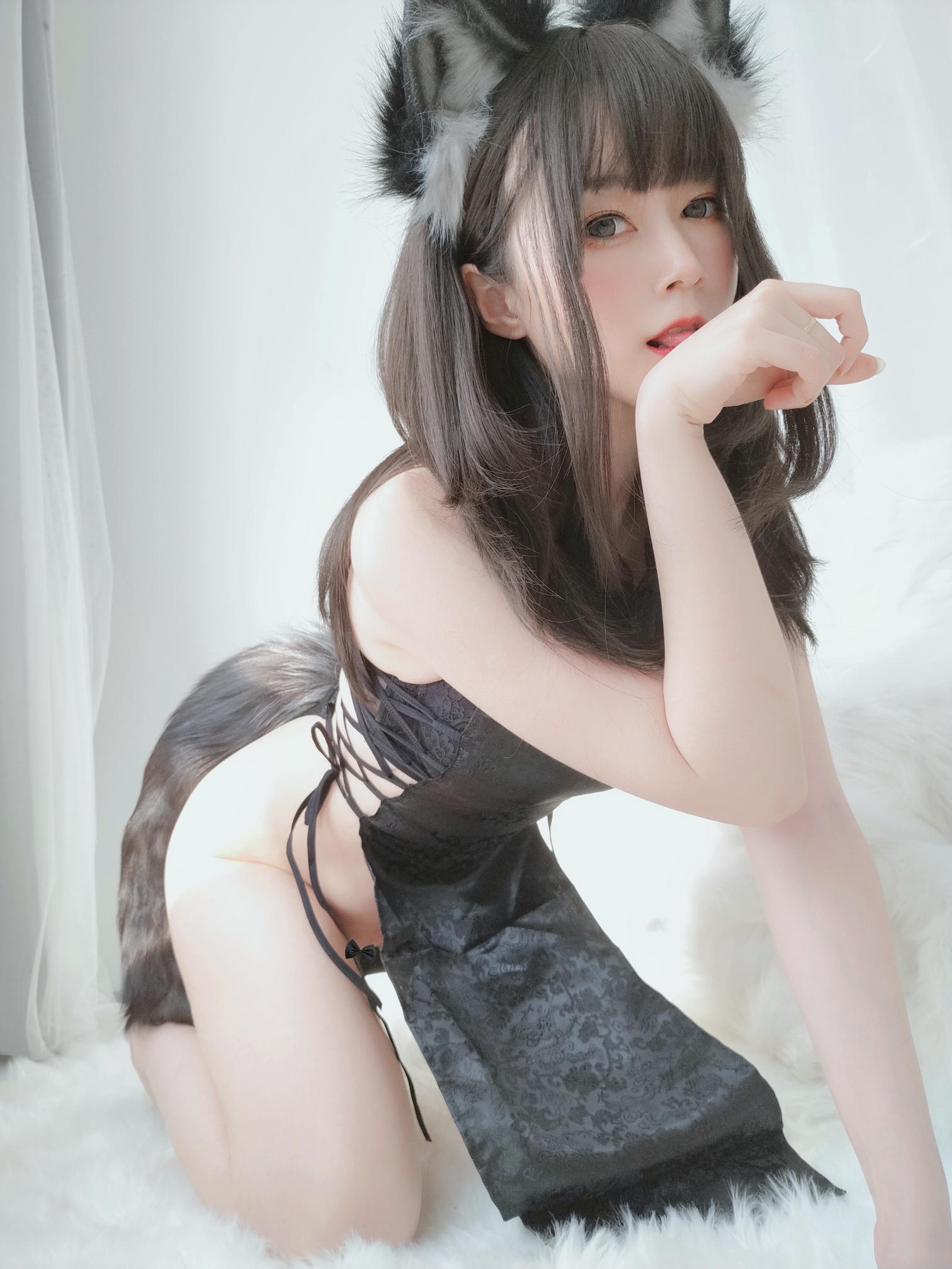白银81 NO.027 小黑狼 [104P4V-725MB]_第1集