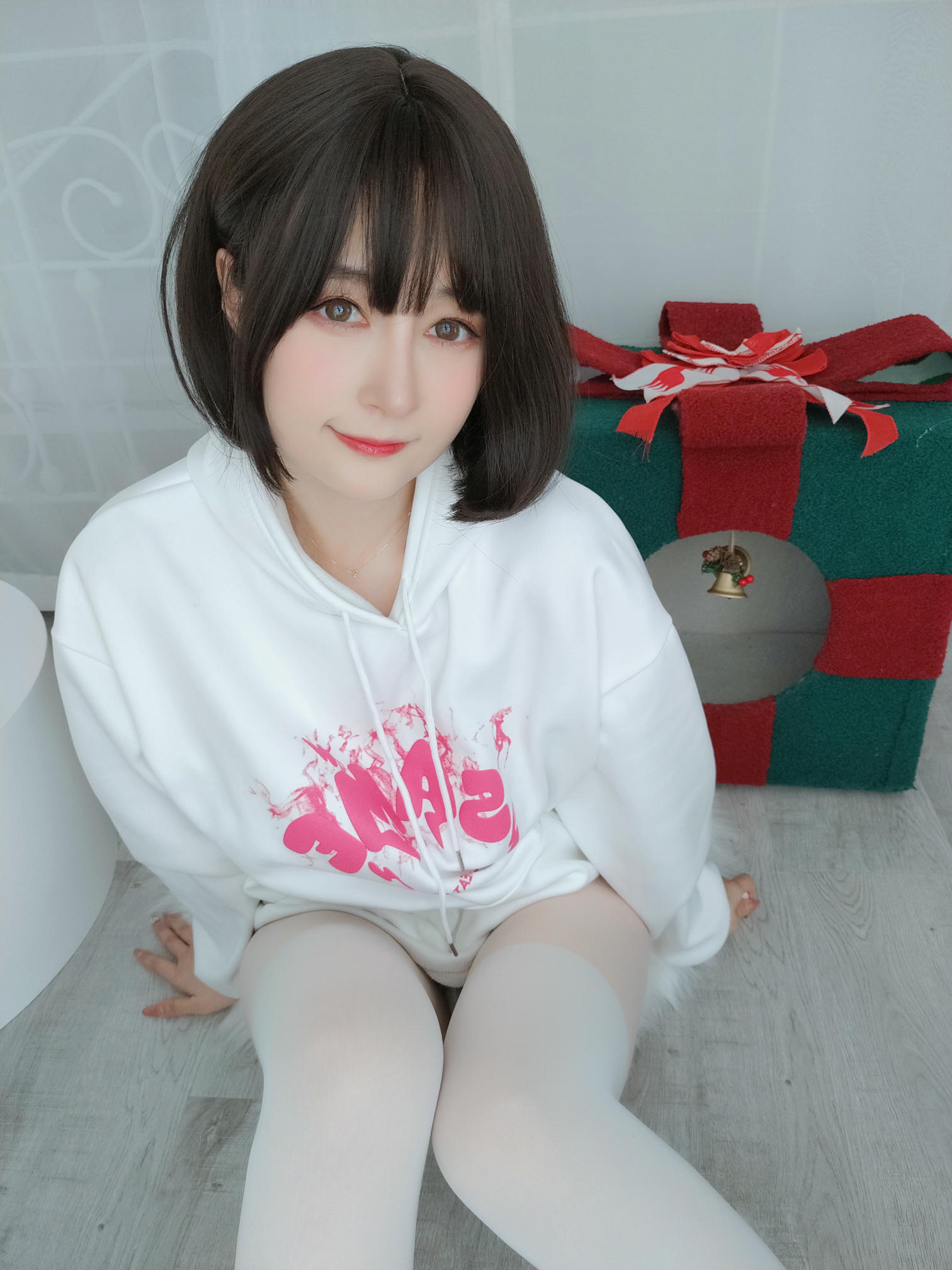 白银81 NO.119 2022年4月会员合集（24期）[386P+11V-1.29G]-2022-04-26 妹妹可爱的胸部 [15P1V-44.9MB]_第1集
