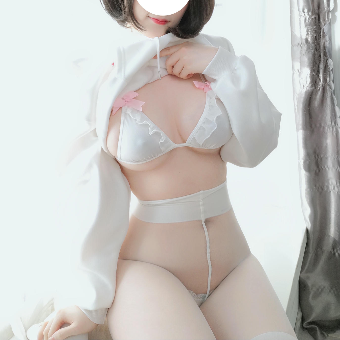 白银81 NO.119 2022年4月会员合集（24期）[386P+11V-1.29G]-2022-04-26 妹妹可爱的胸部 [15P1V-44.9MB]_第1集