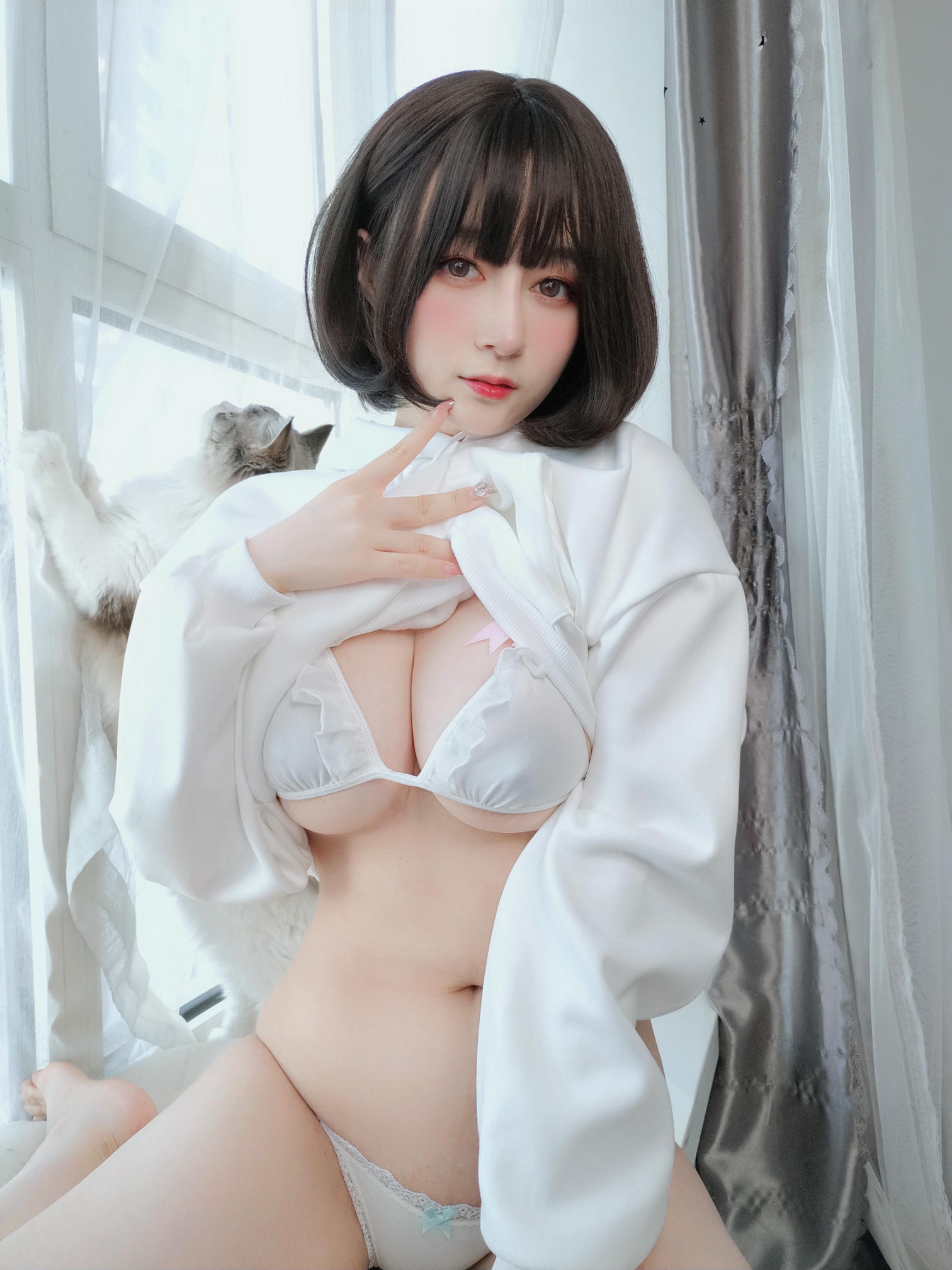 白银81 NO.119 2022年4月会员合集（24期）[386P+11V-1.29G]-2022-04-27 家居内衣 [15P-33.3MB]_第1集