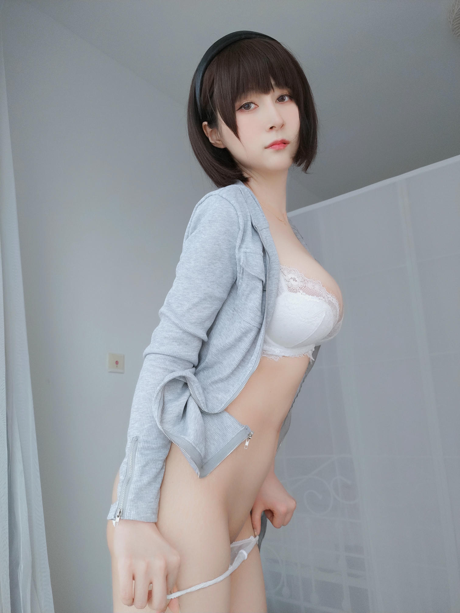 白银81 NO.120 2022年9月会员合集（24期）[320P+5V-1.05G]-011： 私と一緒に運動できますか？_第1集