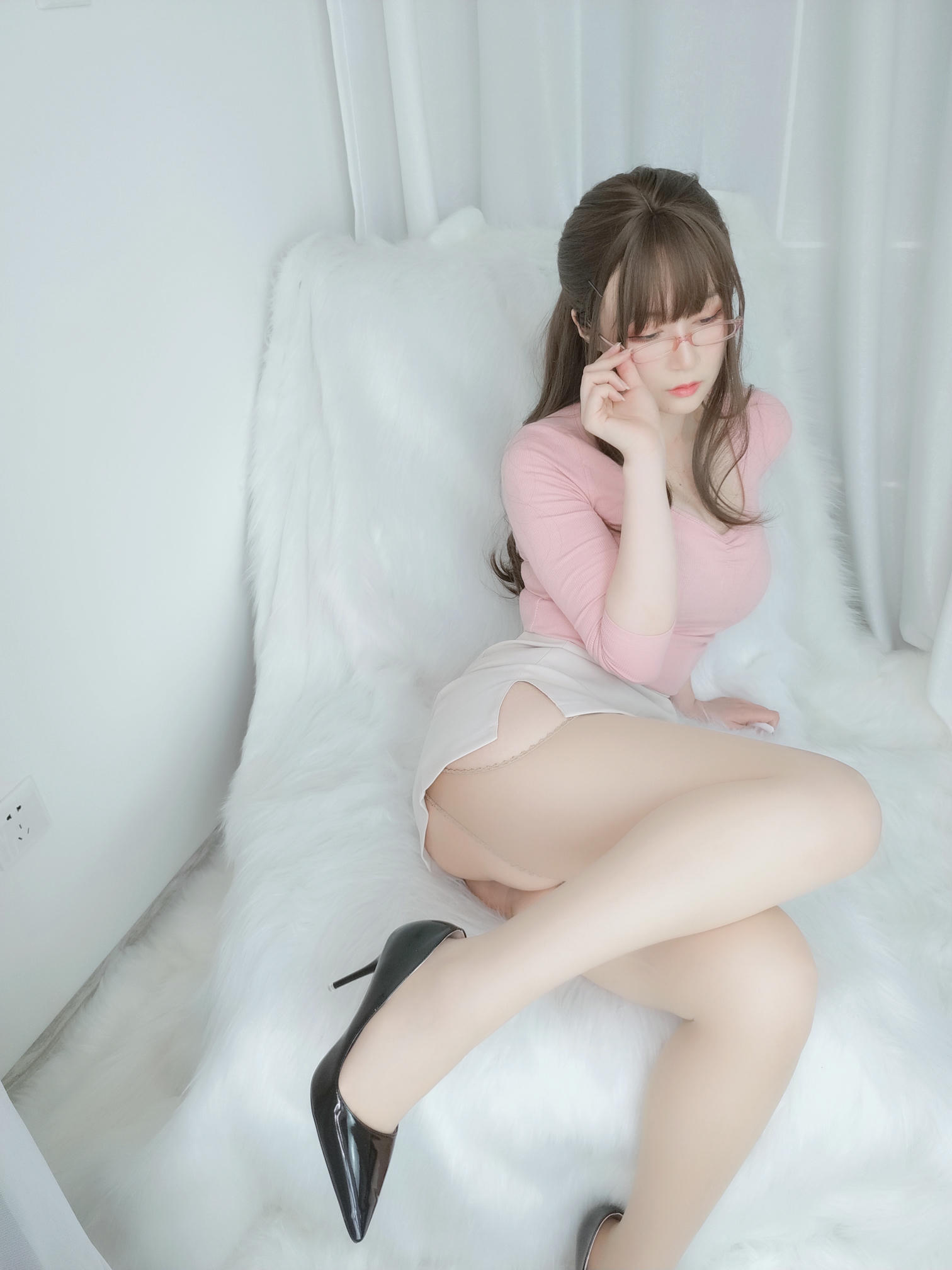 白银81 NO.028 甜美后辈 [153P7V-1.09GB]_第6集
