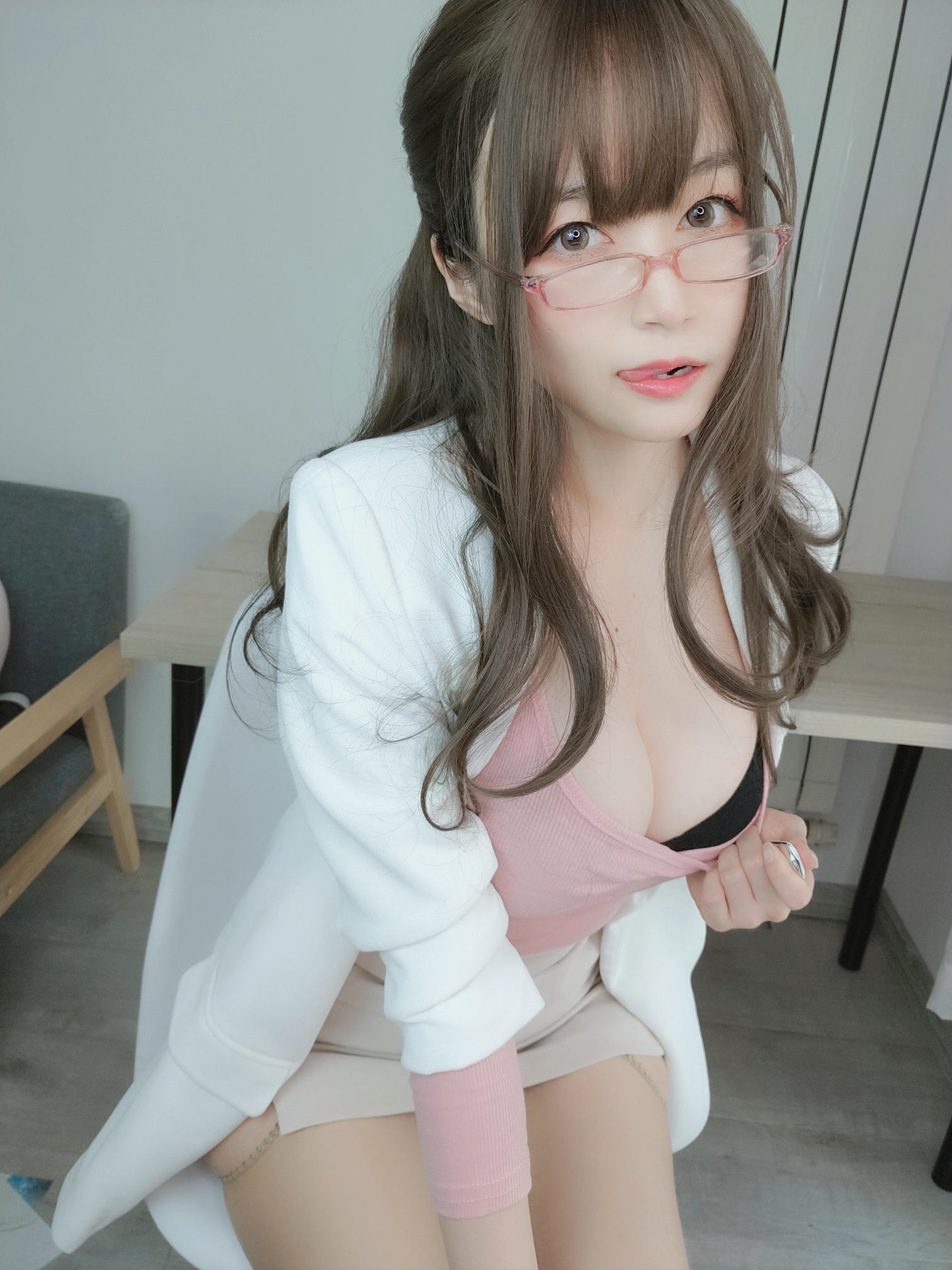 白银81 NO.028 甜美后辈 [153P7V-1.09GB]_第8集