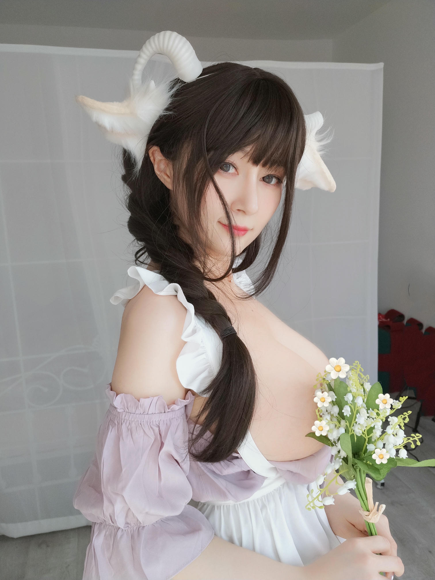 白银81 NO.121 22年06月会员合集[219P-9V-1.1G]-2022-06-14 乳首を露出する [15P-41.63MB]_第1集