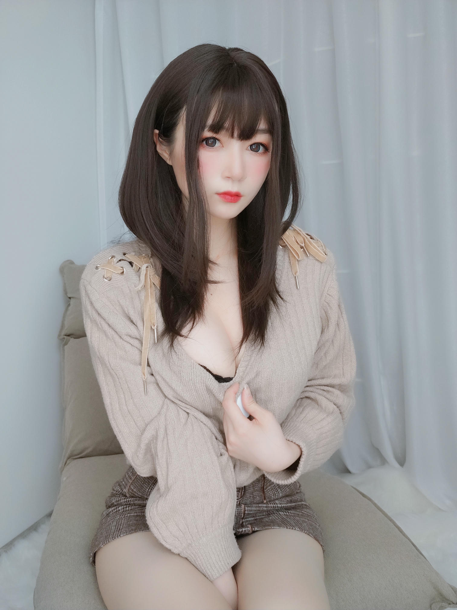 白银81 NO.031 甜美后辈日常篇 [130P3V-991MB]_第7集