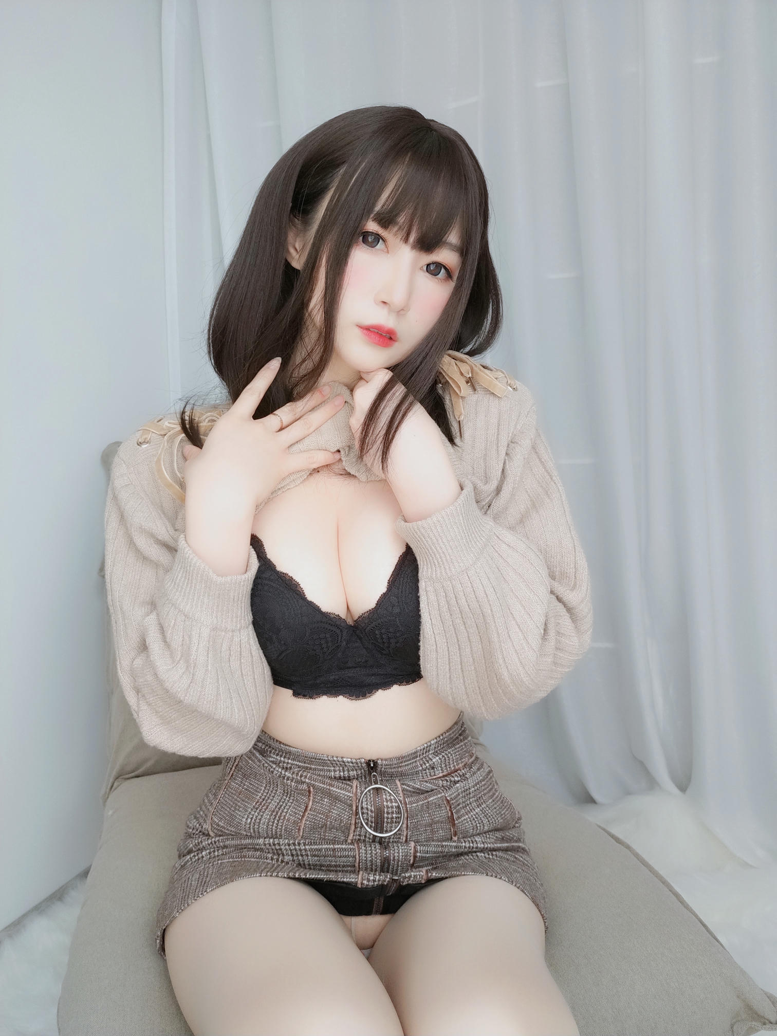 白银81 NO.031 甜美后辈日常篇 [130P3V-991MB]_第7集