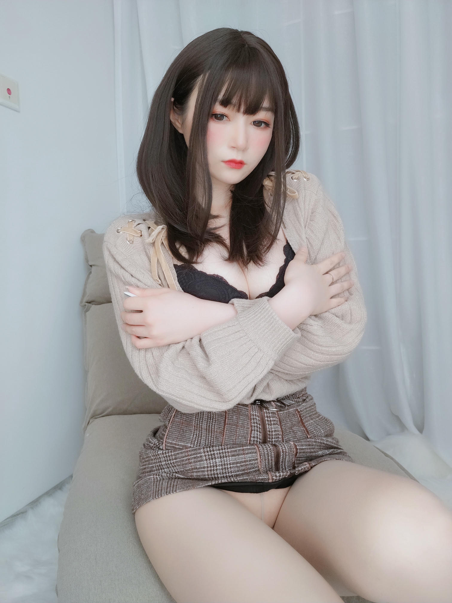 白银81 NO.031 甜美后辈日常篇 [130P3V-991MB]_第7集