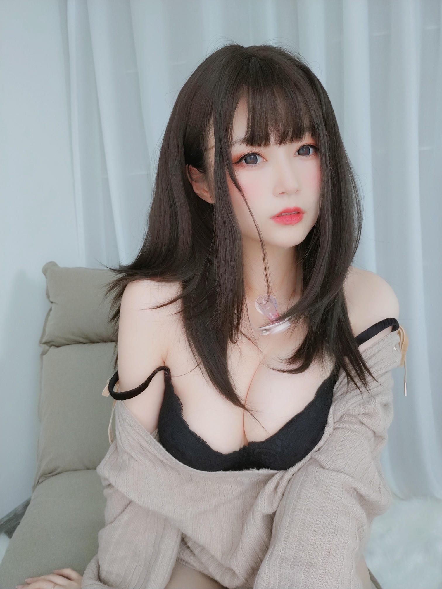 白银81 NO.031 甜美后辈日常篇 [130P3V-991MB]_第2集
