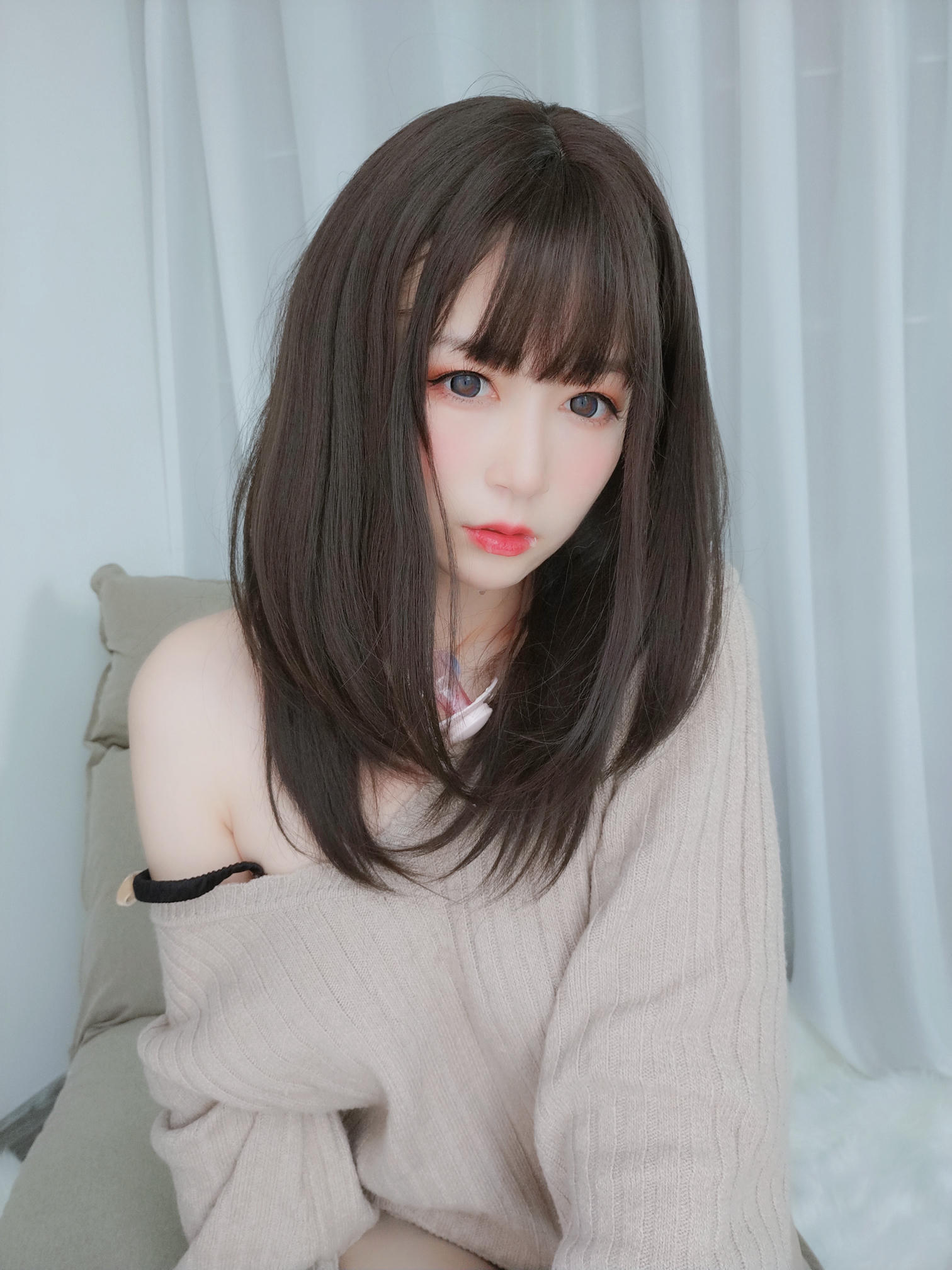 白银81 NO.031 甜美后辈日常篇 [130P3V-991MB]_第2集