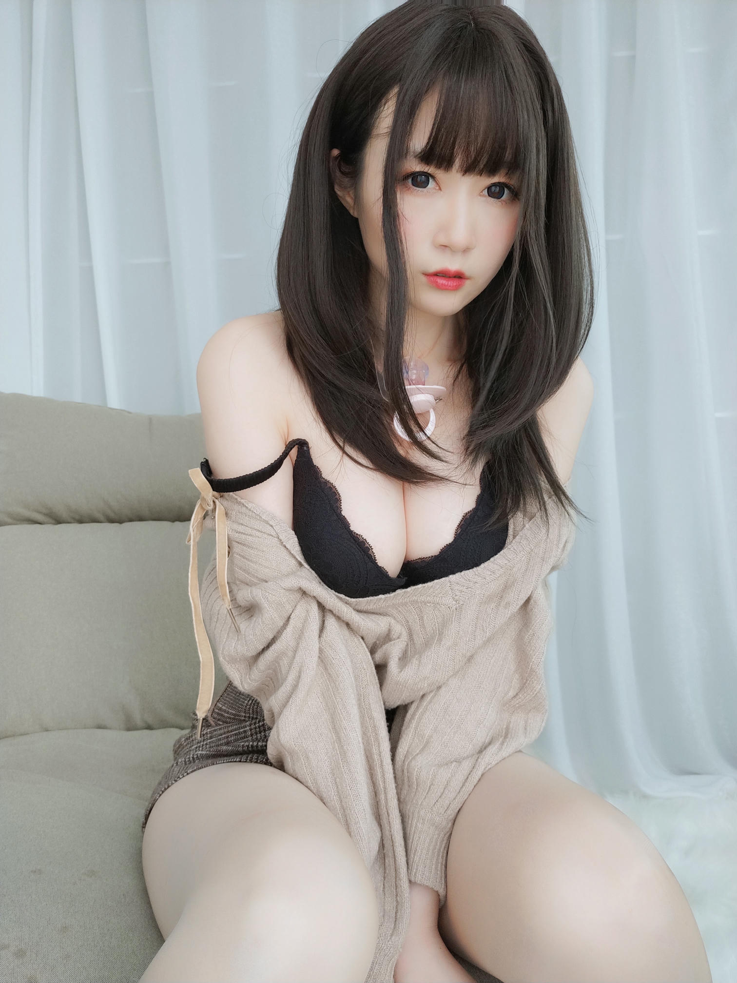 白银81 NO.031 甜美后辈日常篇 [130P3V-991MB]_第2集