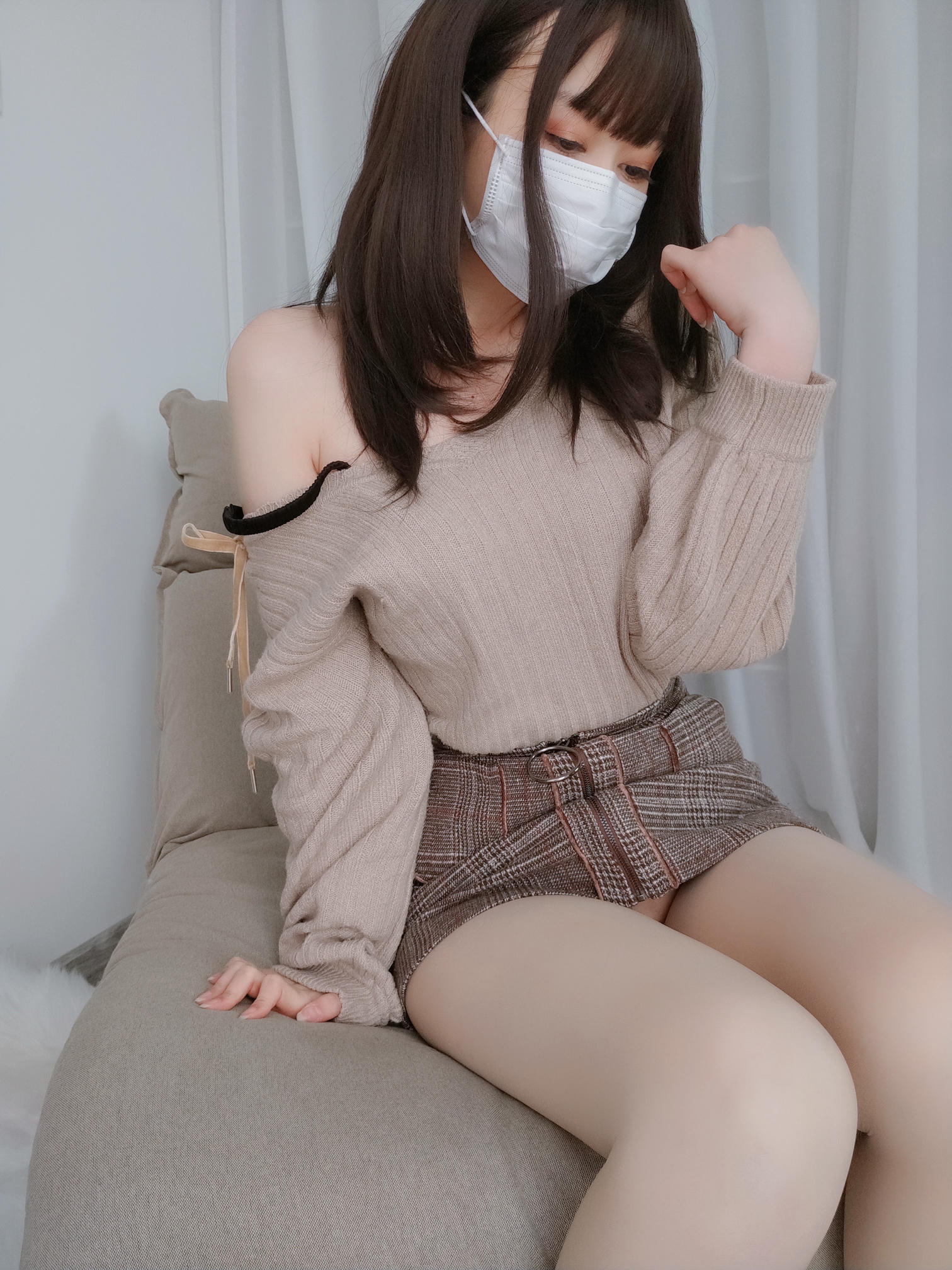 白银81 NO.031 甜美后辈日常篇 [130P3V-991MB]_第3集