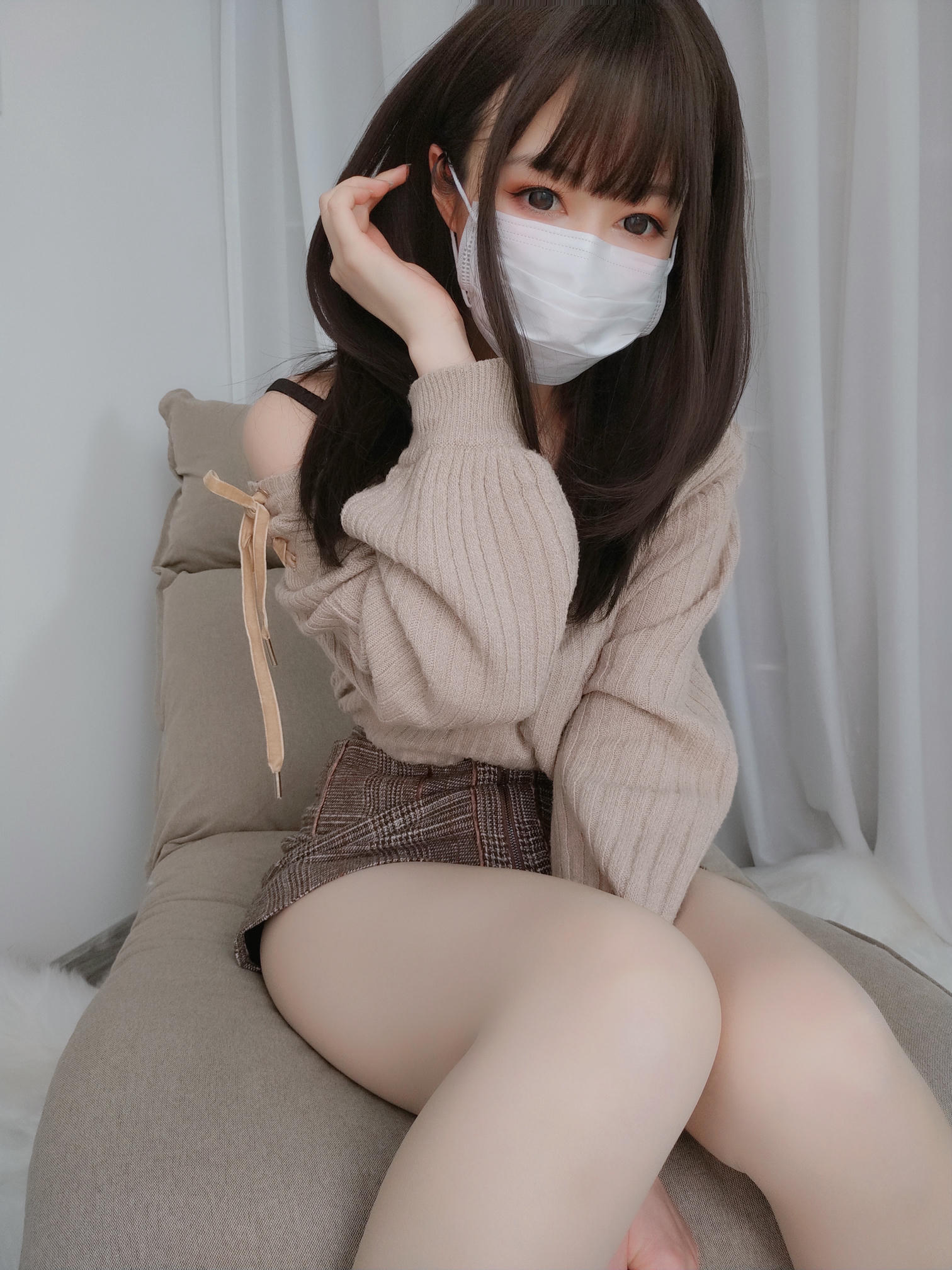 白银81 NO.031 甜美后辈日常篇 [130P3V-991MB]_第3集
