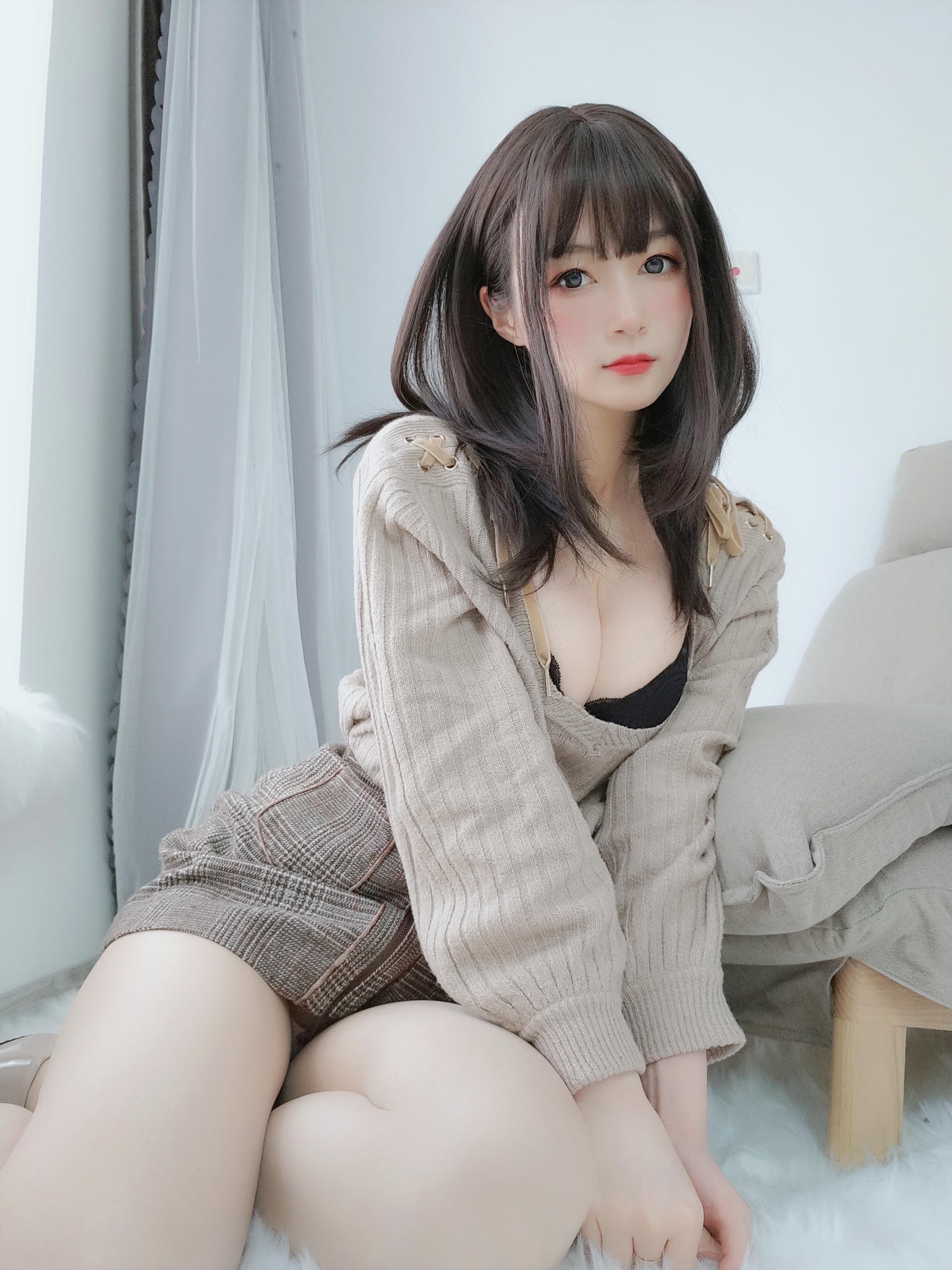 白银81 NO.031 甜美后辈日常篇 [130P3V-991MB]_第5集