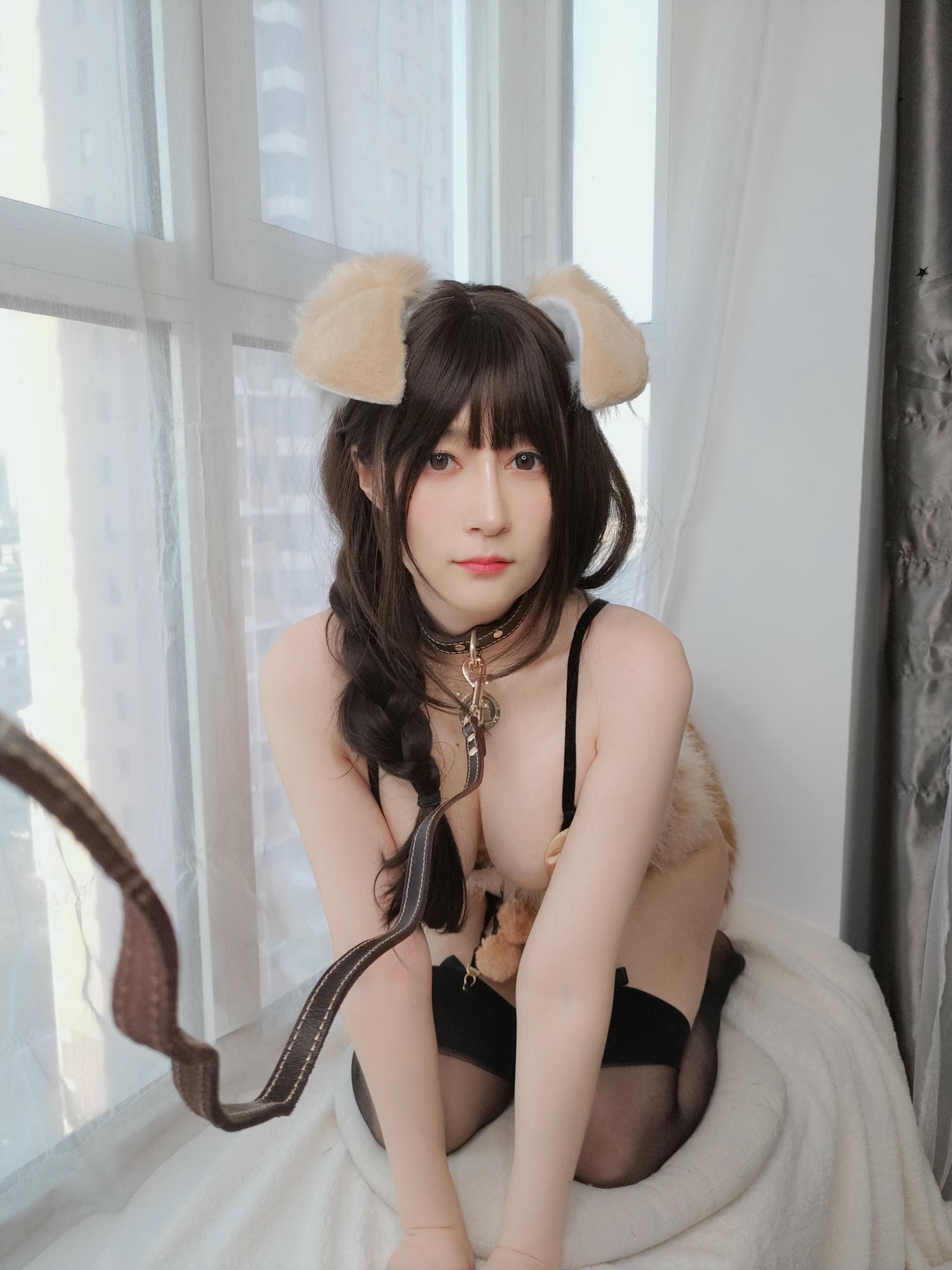 白银81 NO.121 22年06月会员合集[219P-9V-1.1G]-2022-06-29 引っ張っている犬 [15P-44.41MB]_第1集