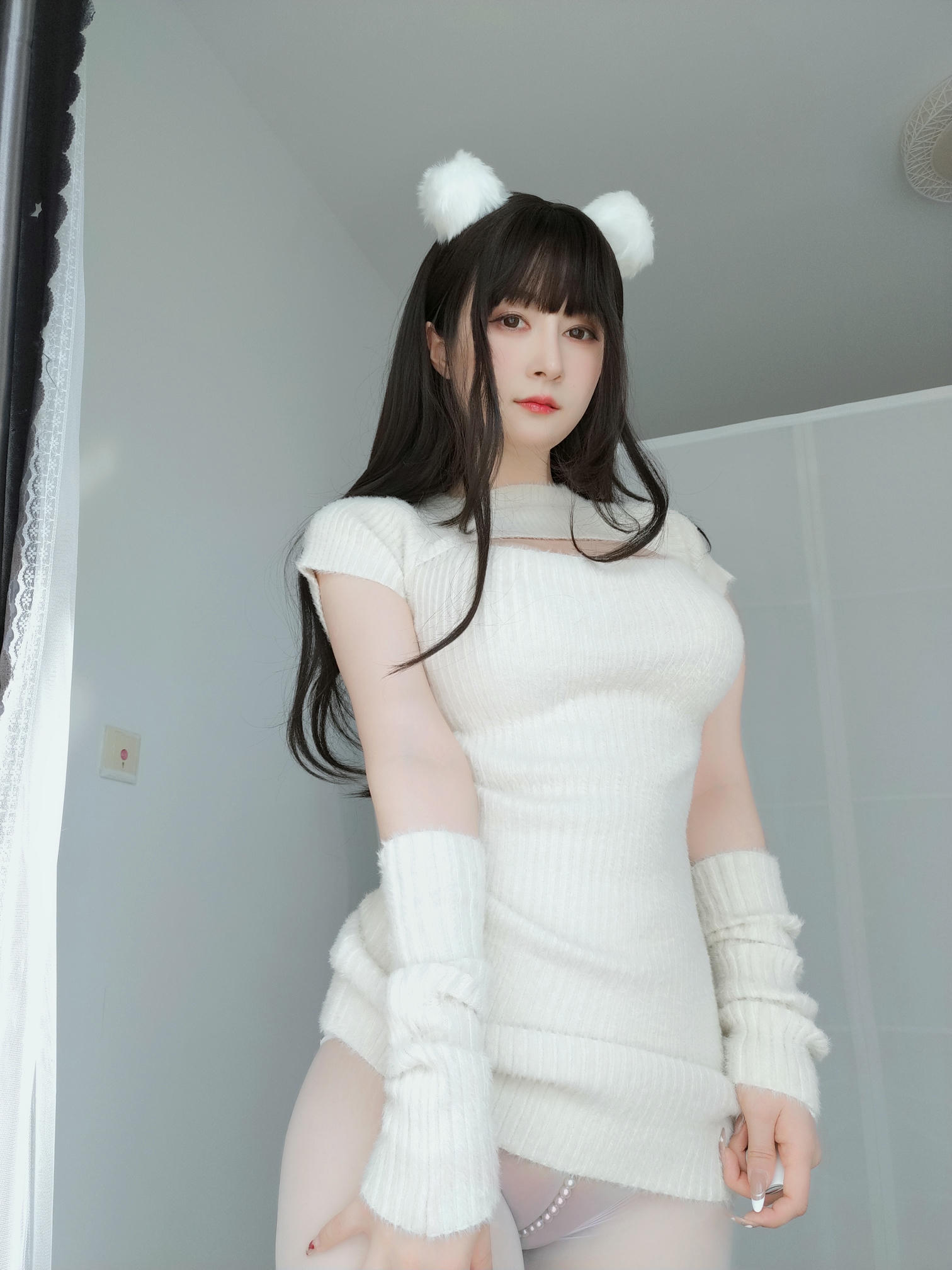 白银81 NO.122 22年07月Fantia会员合集（3套）[190P-8V-1.06G]-2022-07-05 白い真珠 [15P-41.55MB]_第1集