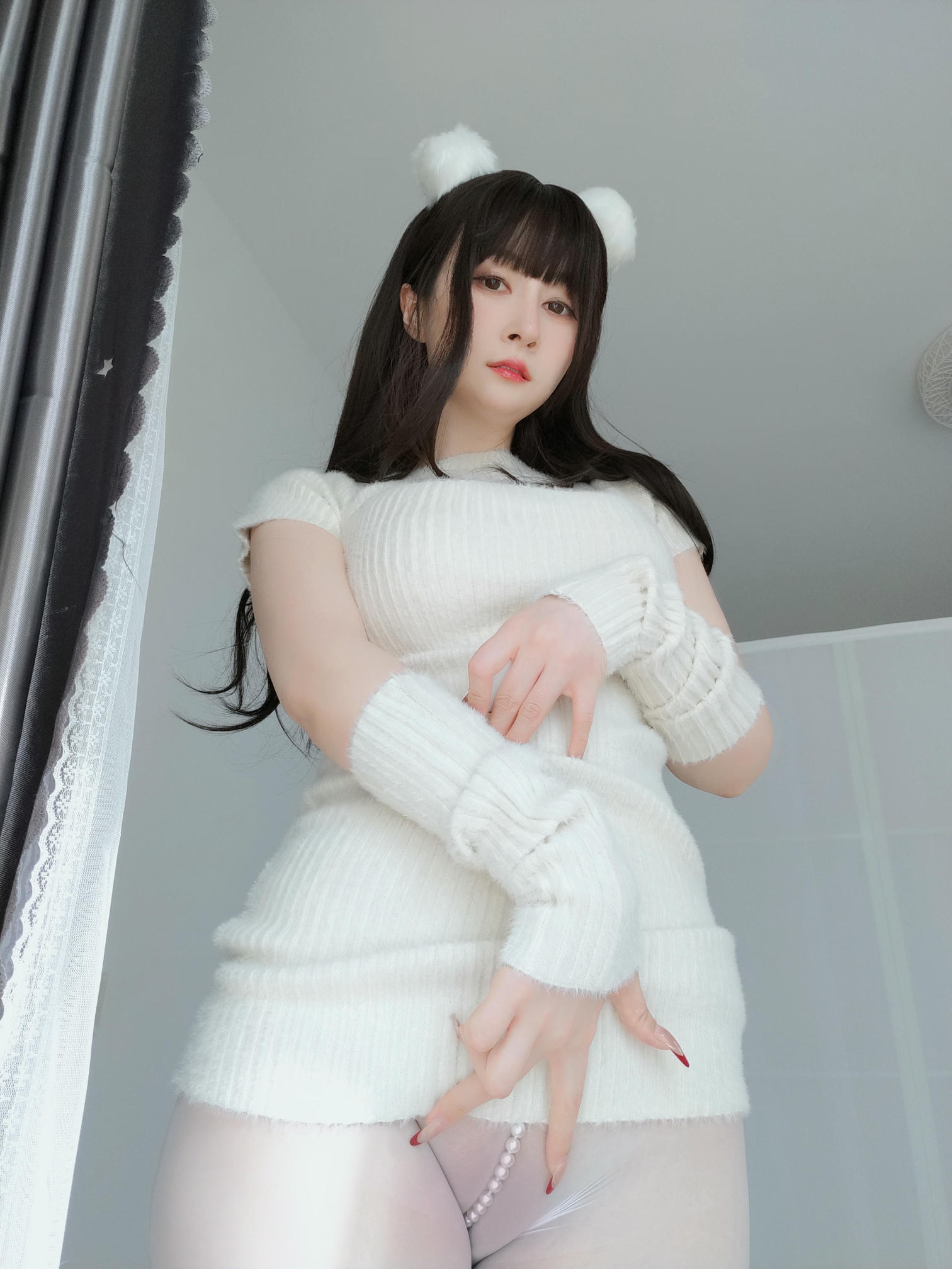 白银81 NO.122 22年07月Fantia会员合集（3套）[190P-8V-1.06G]-2022-07-05 白い真珠 [15P-41.55MB]_第1集