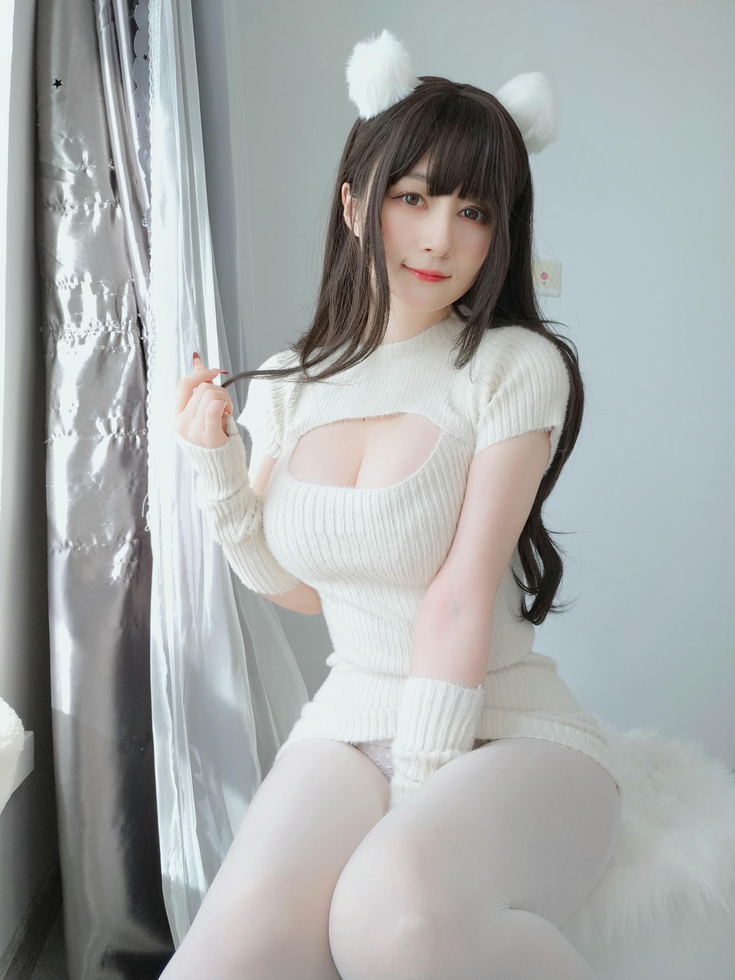 白银81 NO.122 22年07月Fantia会员合集（3套）[190P-8V-1.06G]-2022-07-05 白い真珠 [15P-41.55MB]_第1集