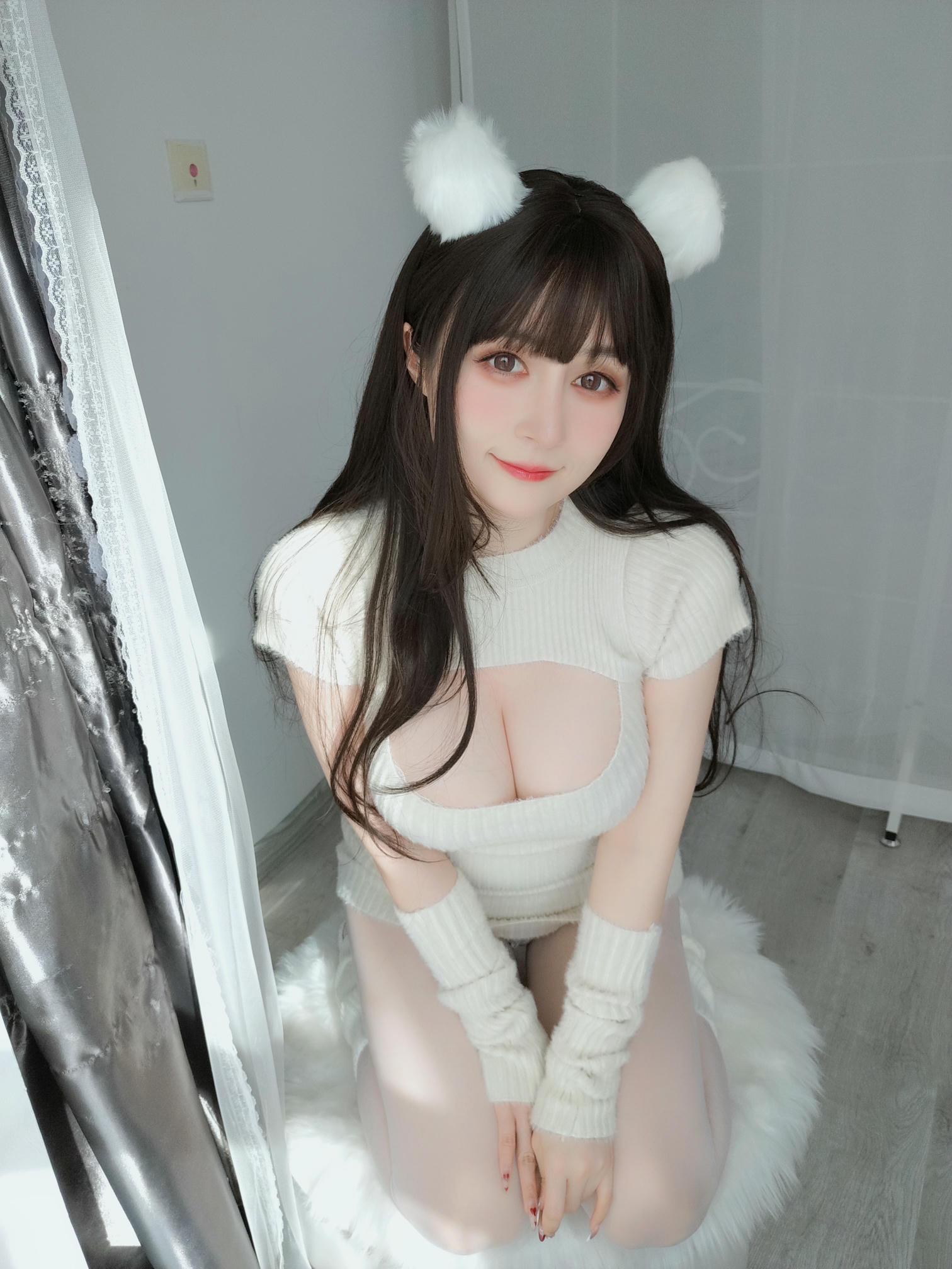 白银81 NO.122 22年07月Fantia会员合集（3套）[190P-8V-1.06G]-2022-07-06 胸 [16P-47.95MB]_第1集