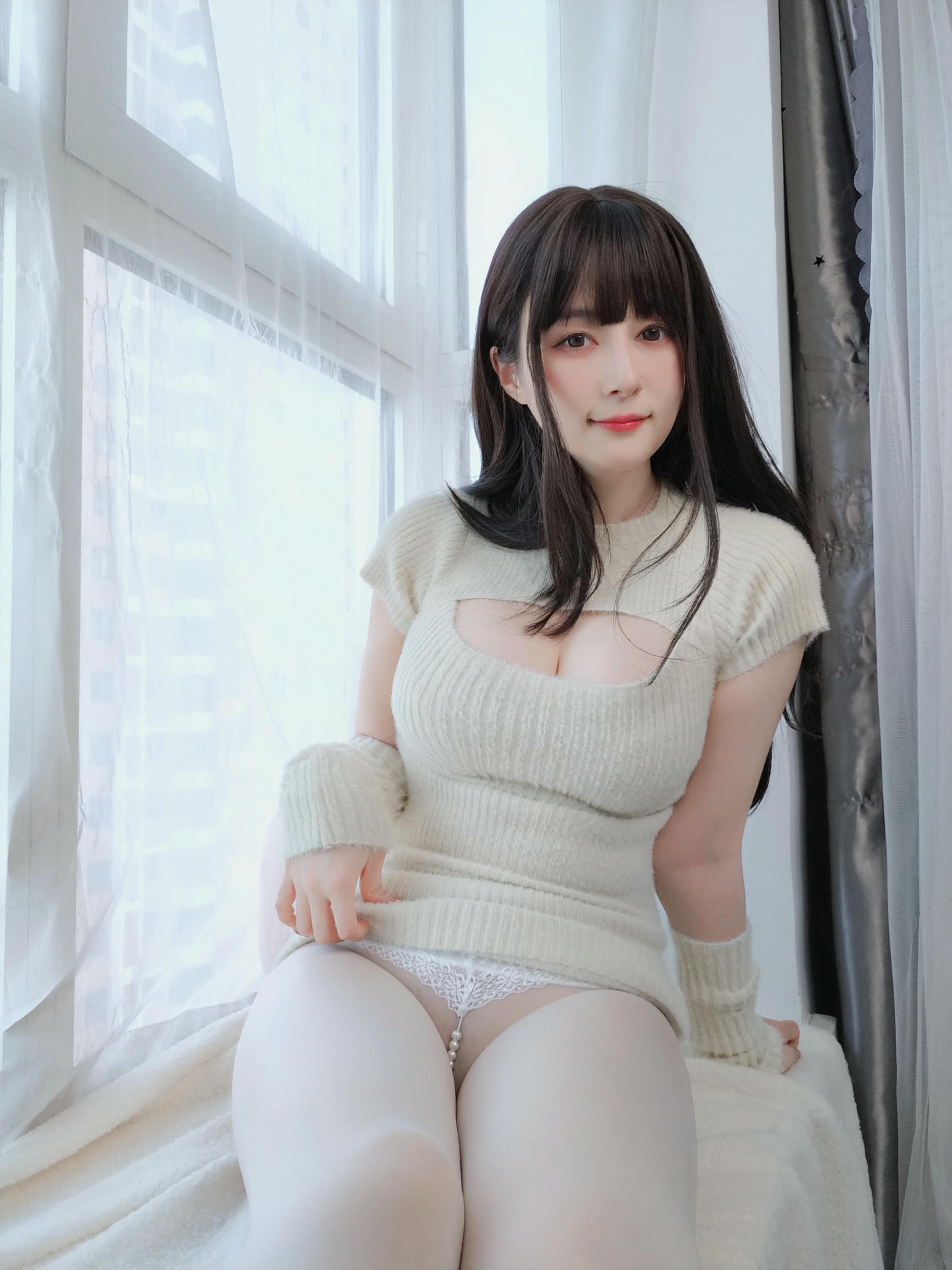 白银81 NO.122 22年07月Fantia会员合集（3套）[190P-8V-1.06G]-2022-07-15 お姉ちゃんのところにおいで… [11P-28.19MB]_第1集
