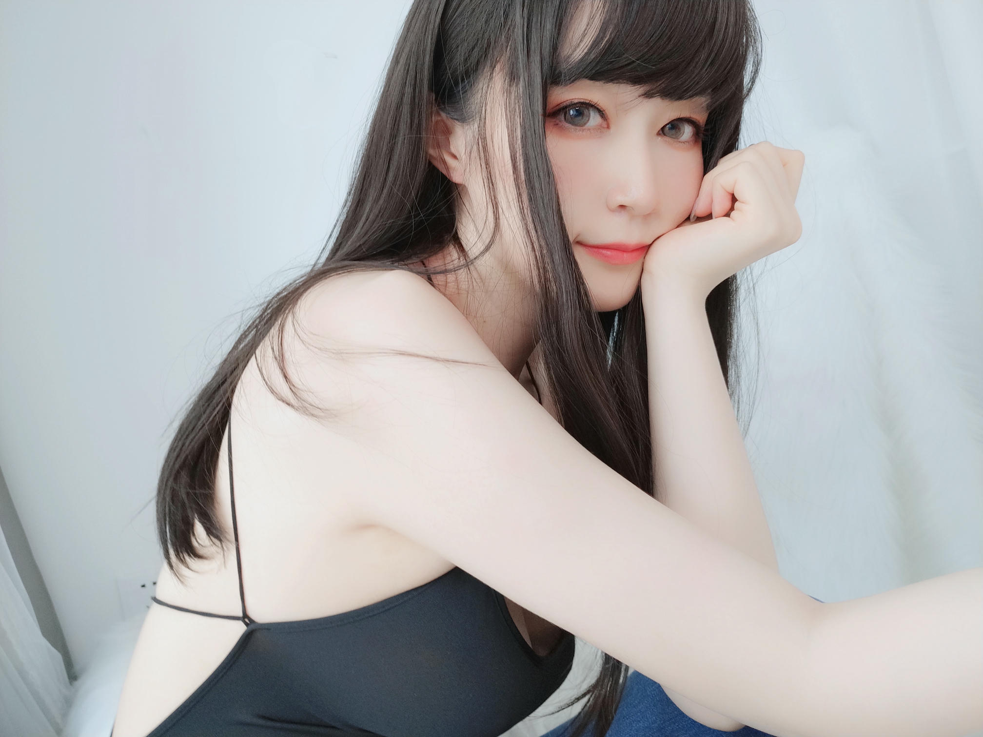 白银81 NO.037 露背上衣 [63P1V-331MB]_第1集