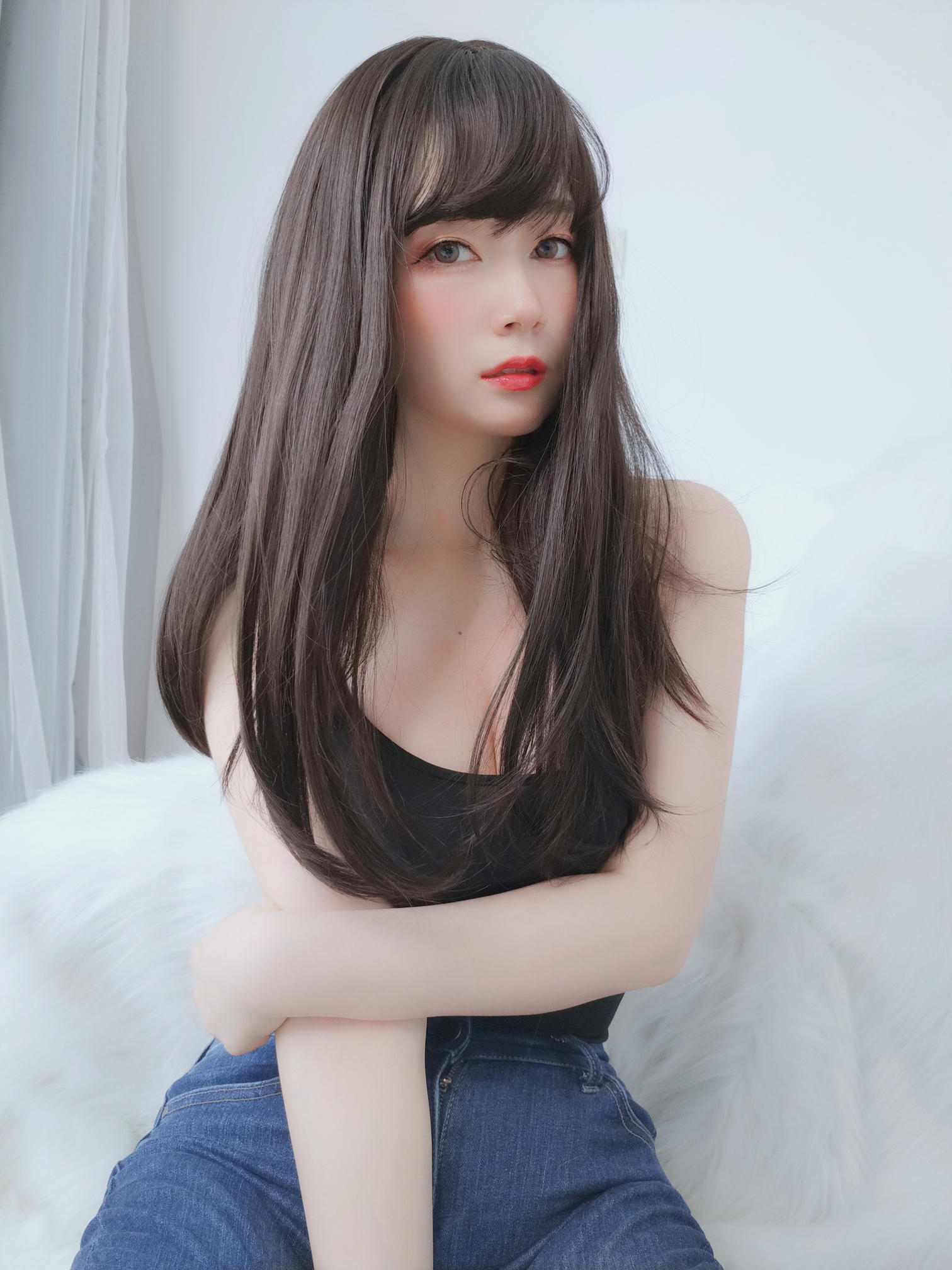 白银81 NO.037 露背上衣 [63P1V-331MB]_第2集